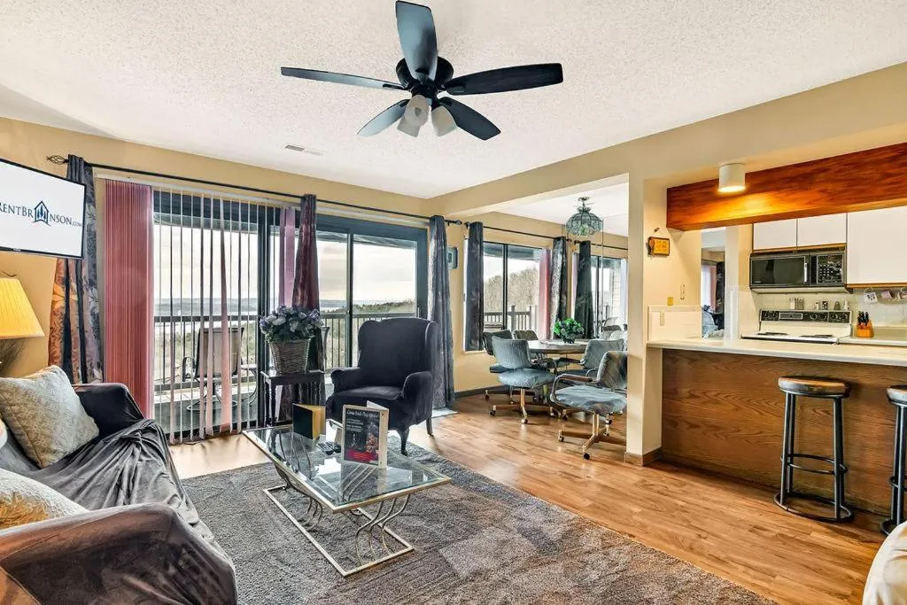 Silver Maple --305--with Boat Slip