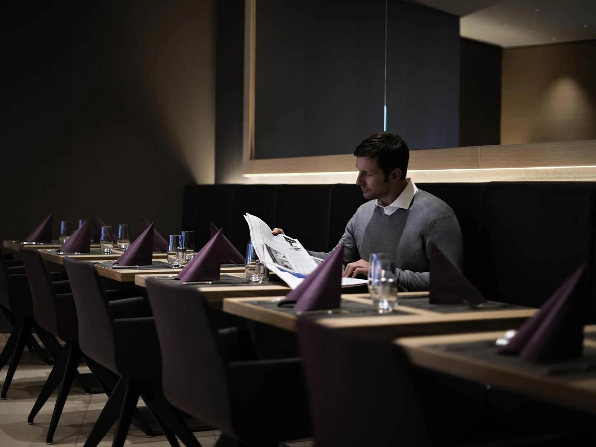 Lounge or bar in Pullman Basel Europe