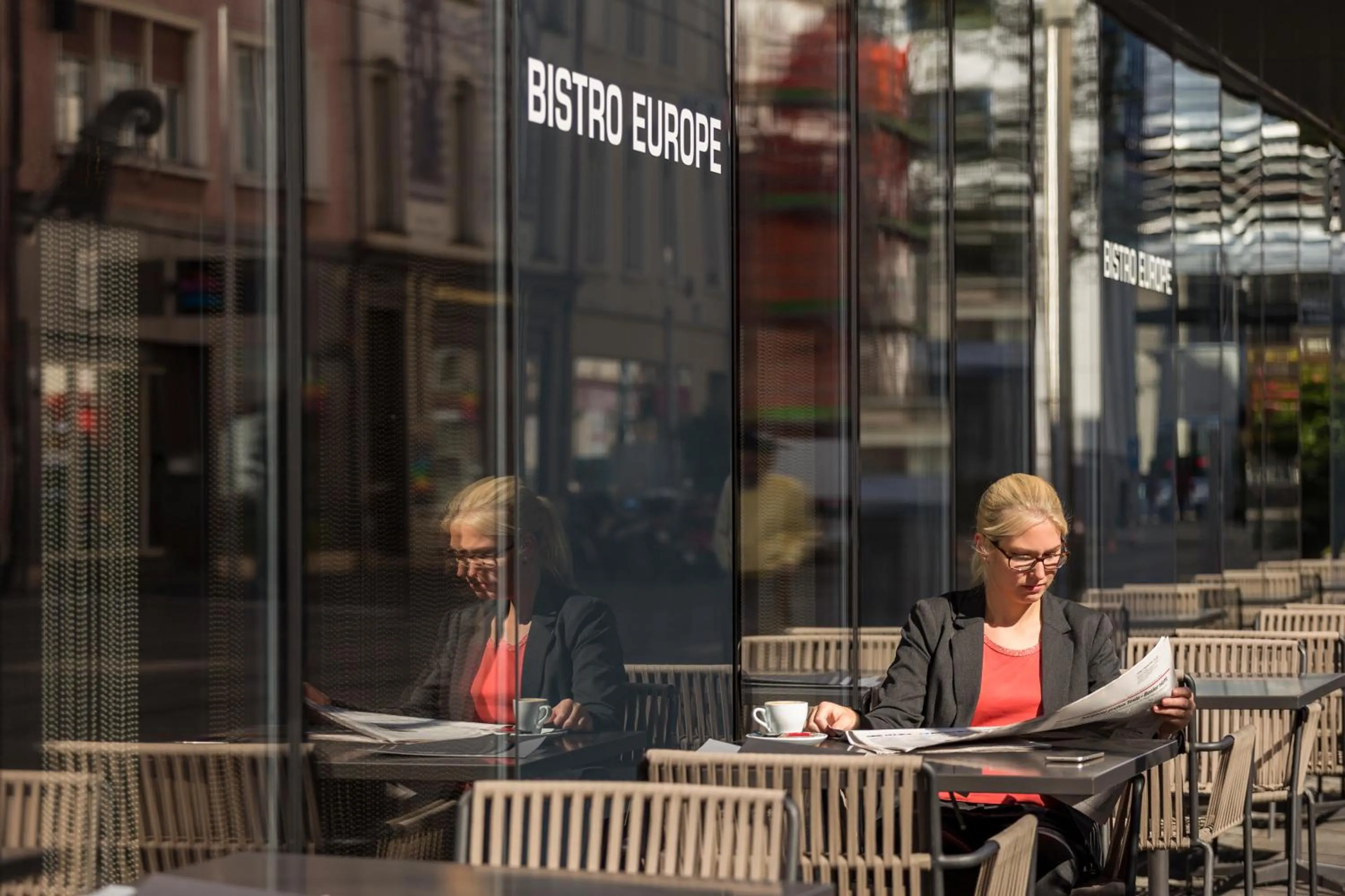 Food and drinks in Pullman Basel Europe