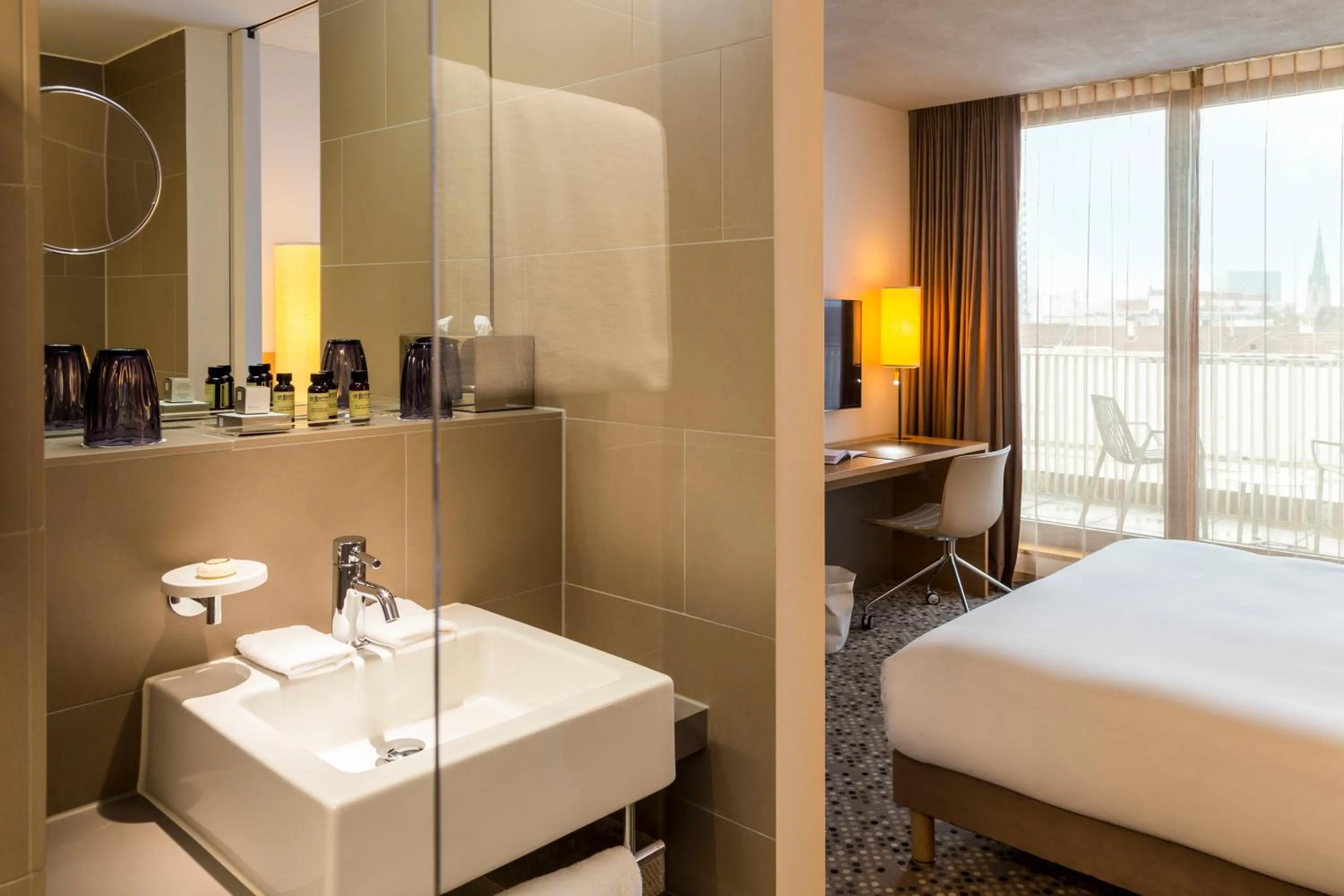 Bathroom, Bed in Pullman Basel Europe