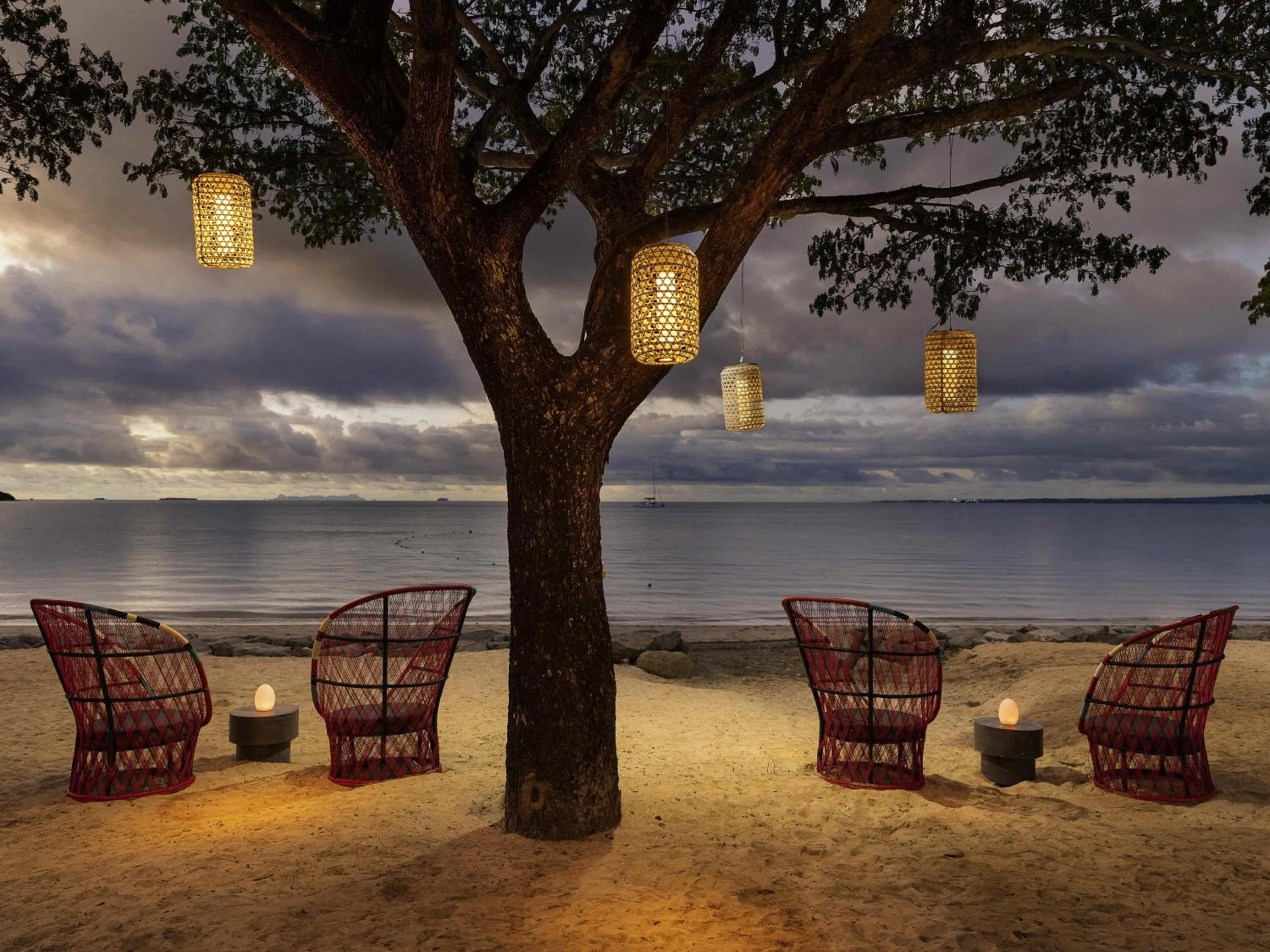 Lounge or bar in Sofitel Fiji Resort & Spa