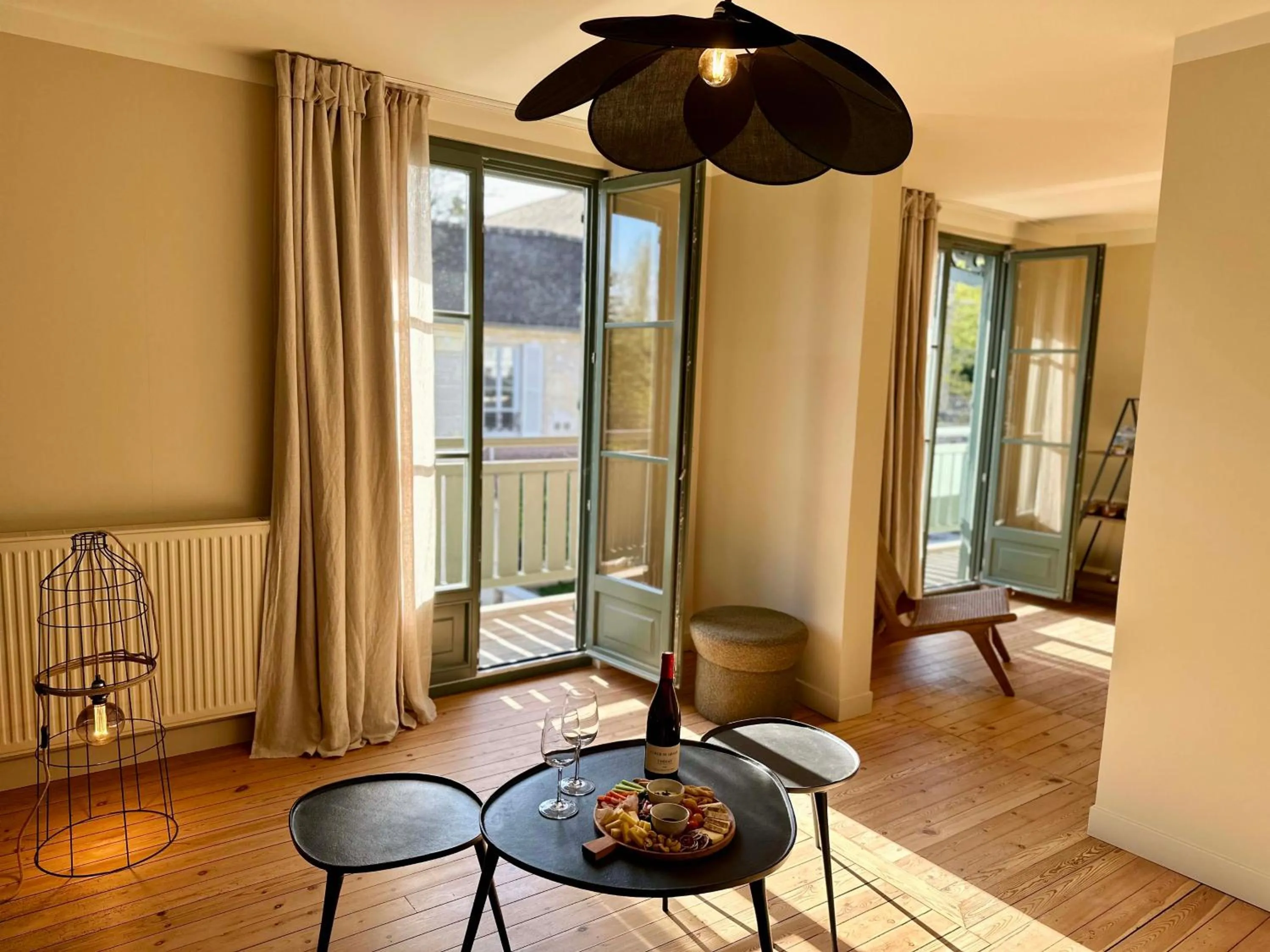 Seating area in LA DEMEURE