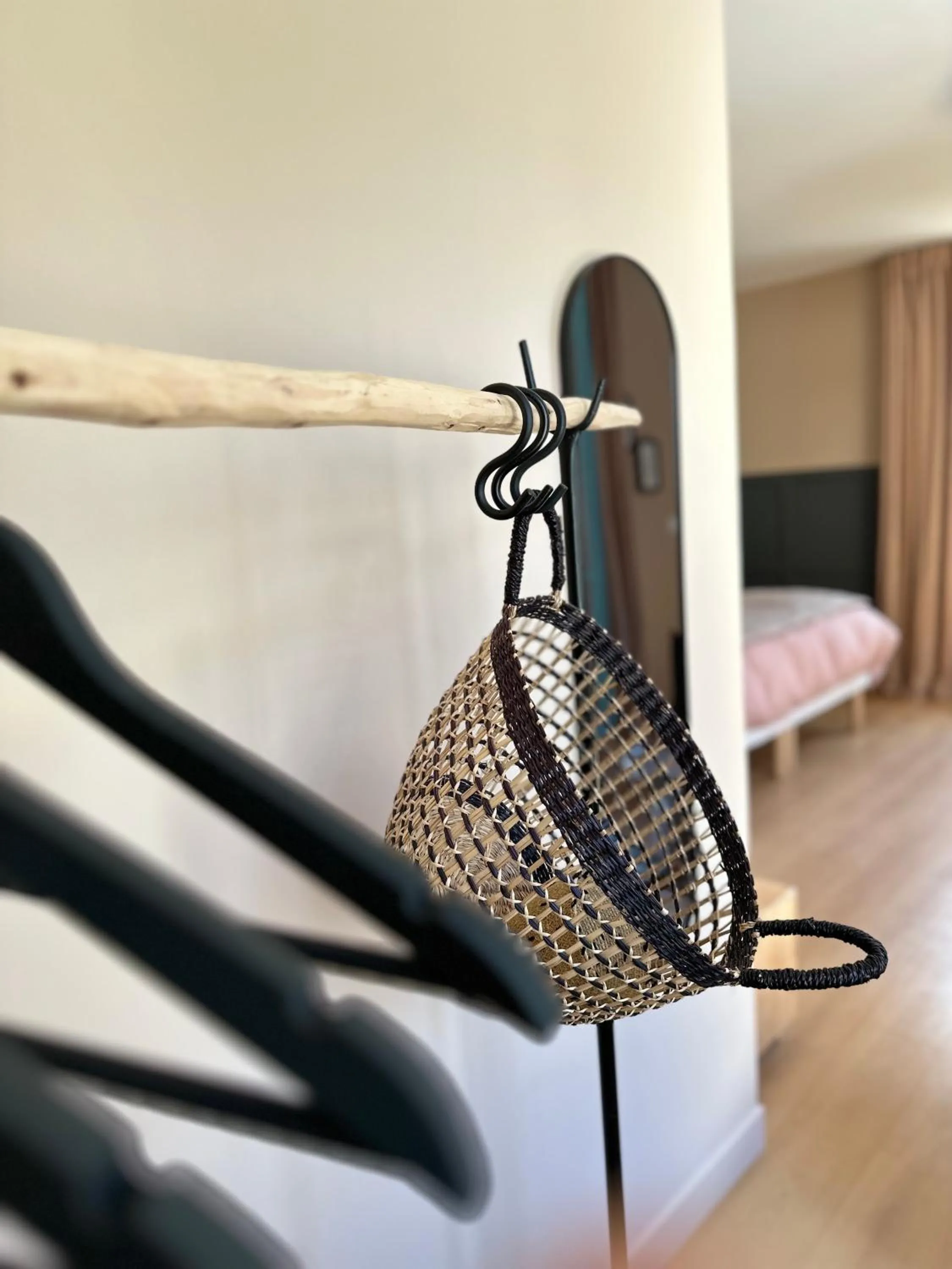 wardrobe in LA DEMEURE