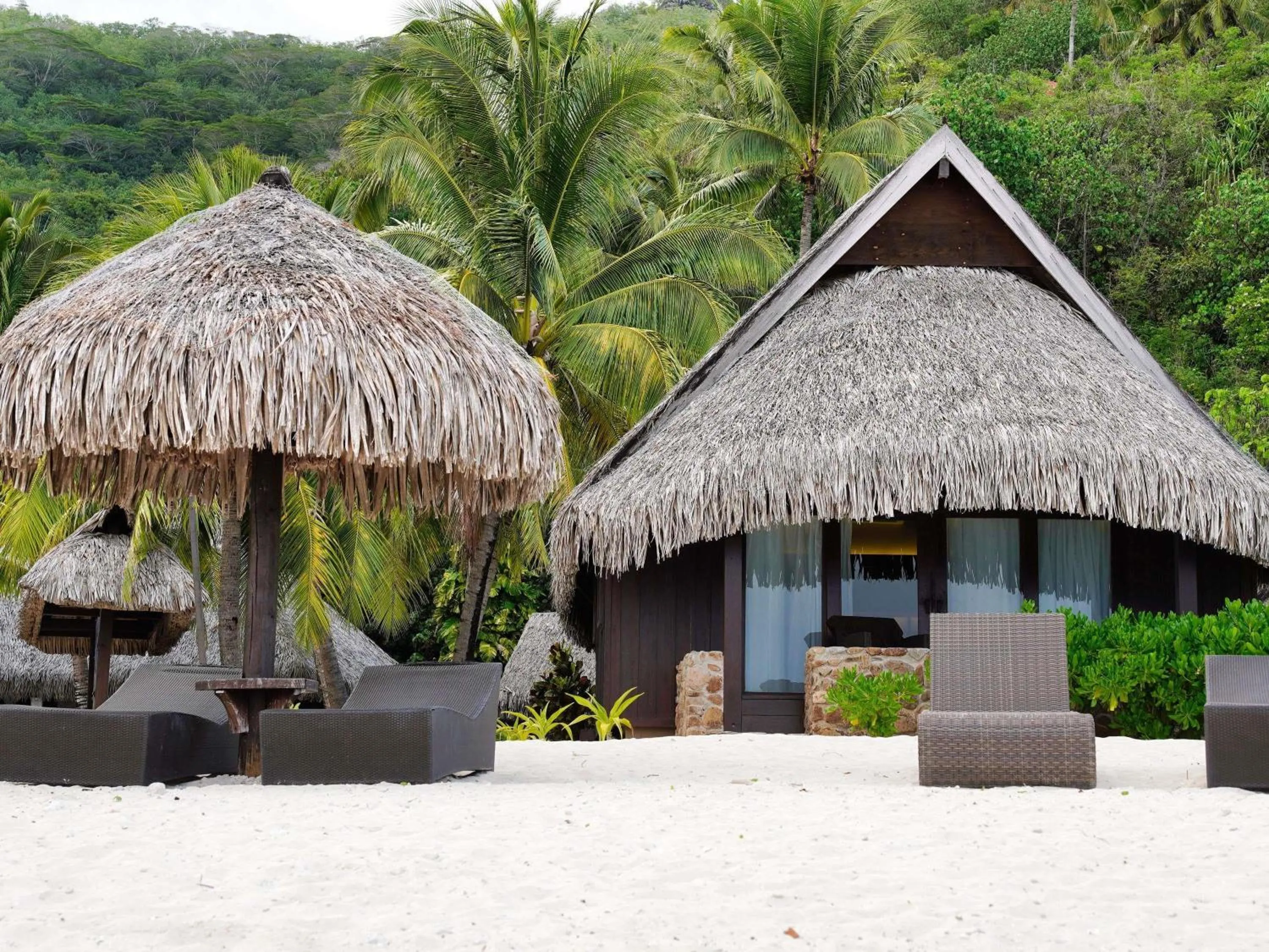Bedroom in Sofitel Kia Ora Moorea Beach Resort