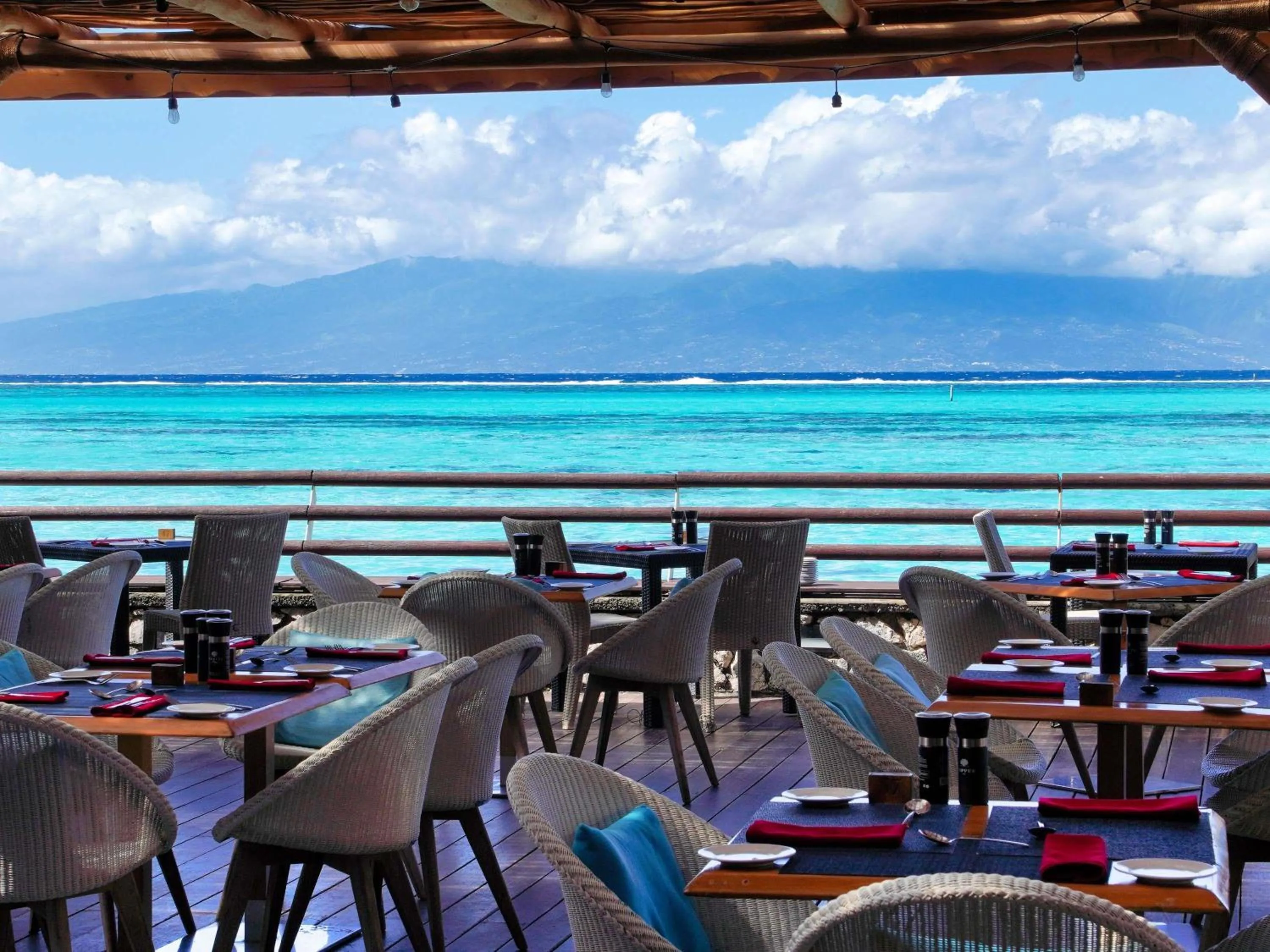 Restaurant/places to eat in Sofitel Kia Ora Moorea Beach Resort