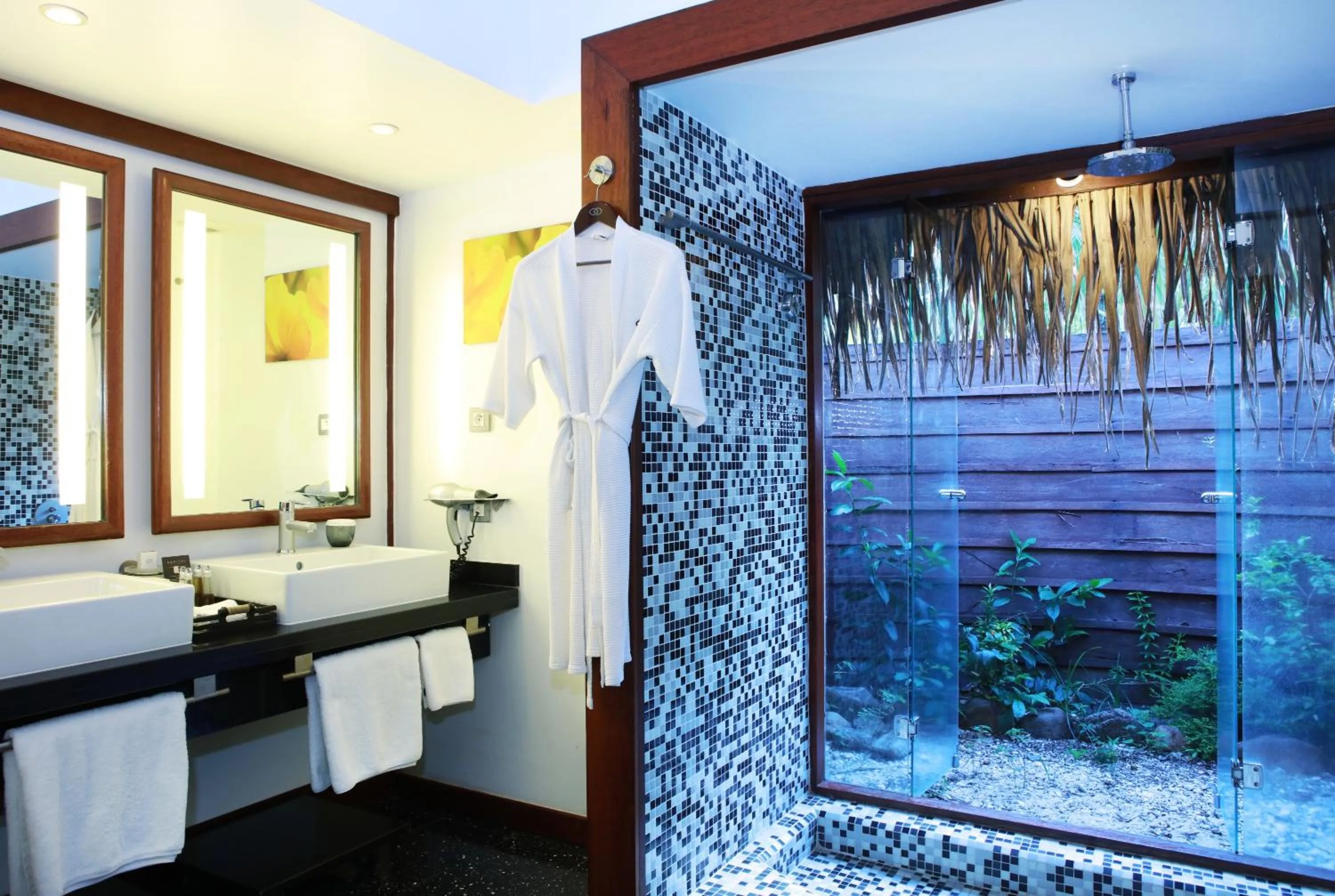 Bathroom in Sofitel Kia Ora Moorea Beach Resort