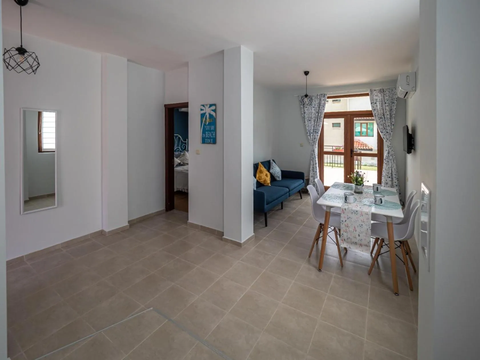 Living room in Buongiorno! Premium