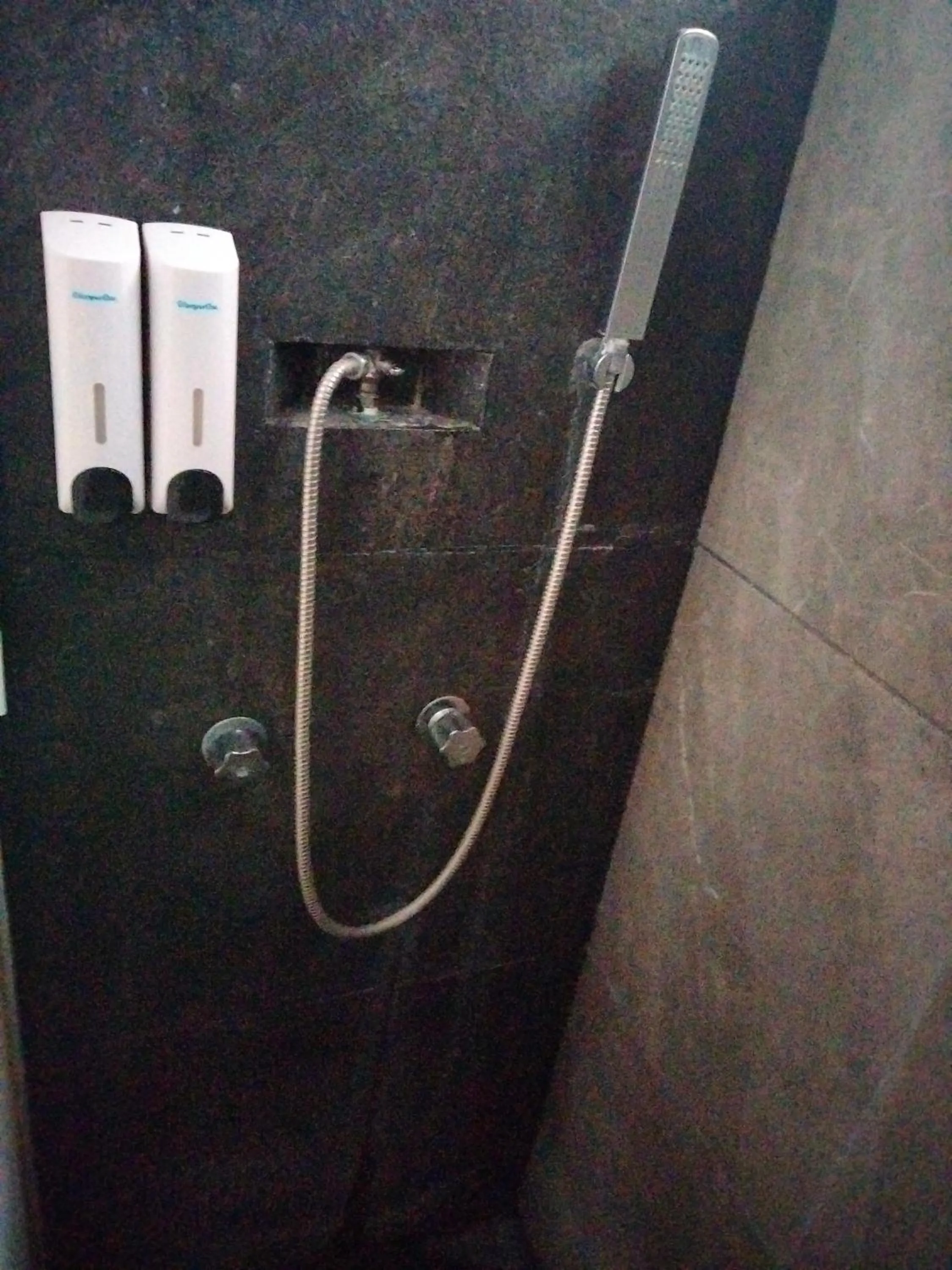 Shower in Abitare Durango By Grupo Salazar