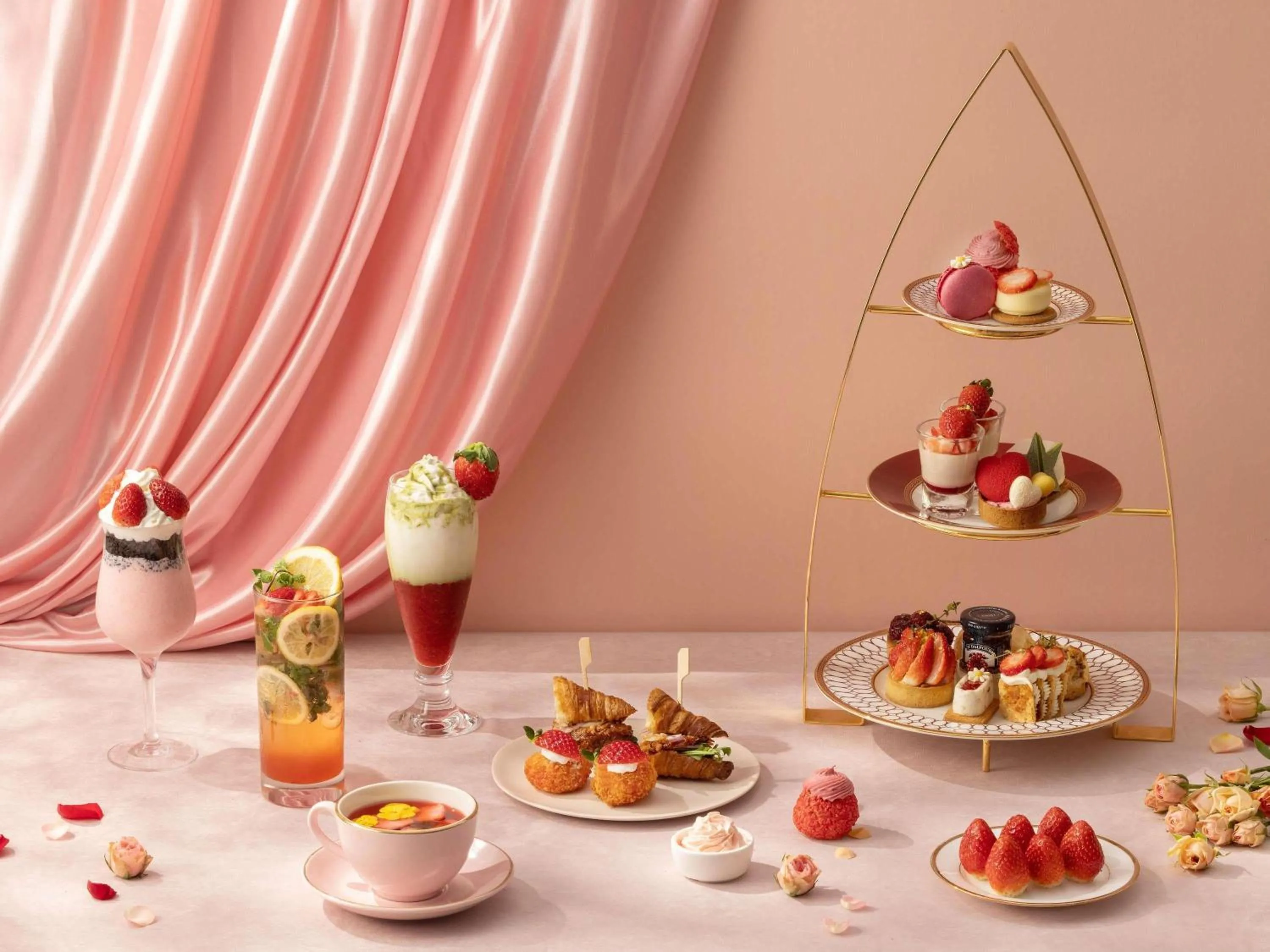 Lounge or bar in Novotel Ambassador Seoul Gangnam