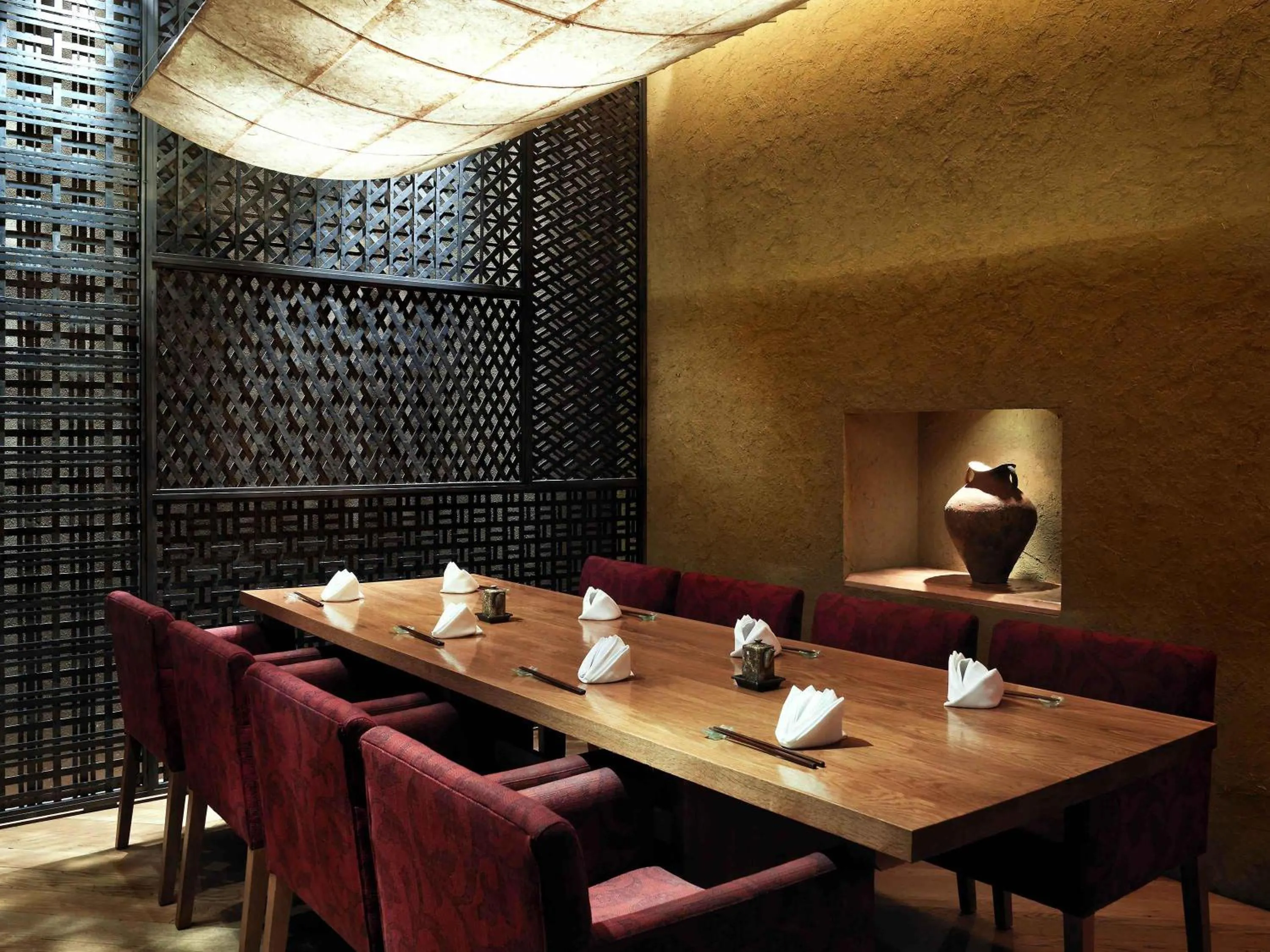 Restaurant/places to eat in Novotel Ambassador Seoul Gangnam