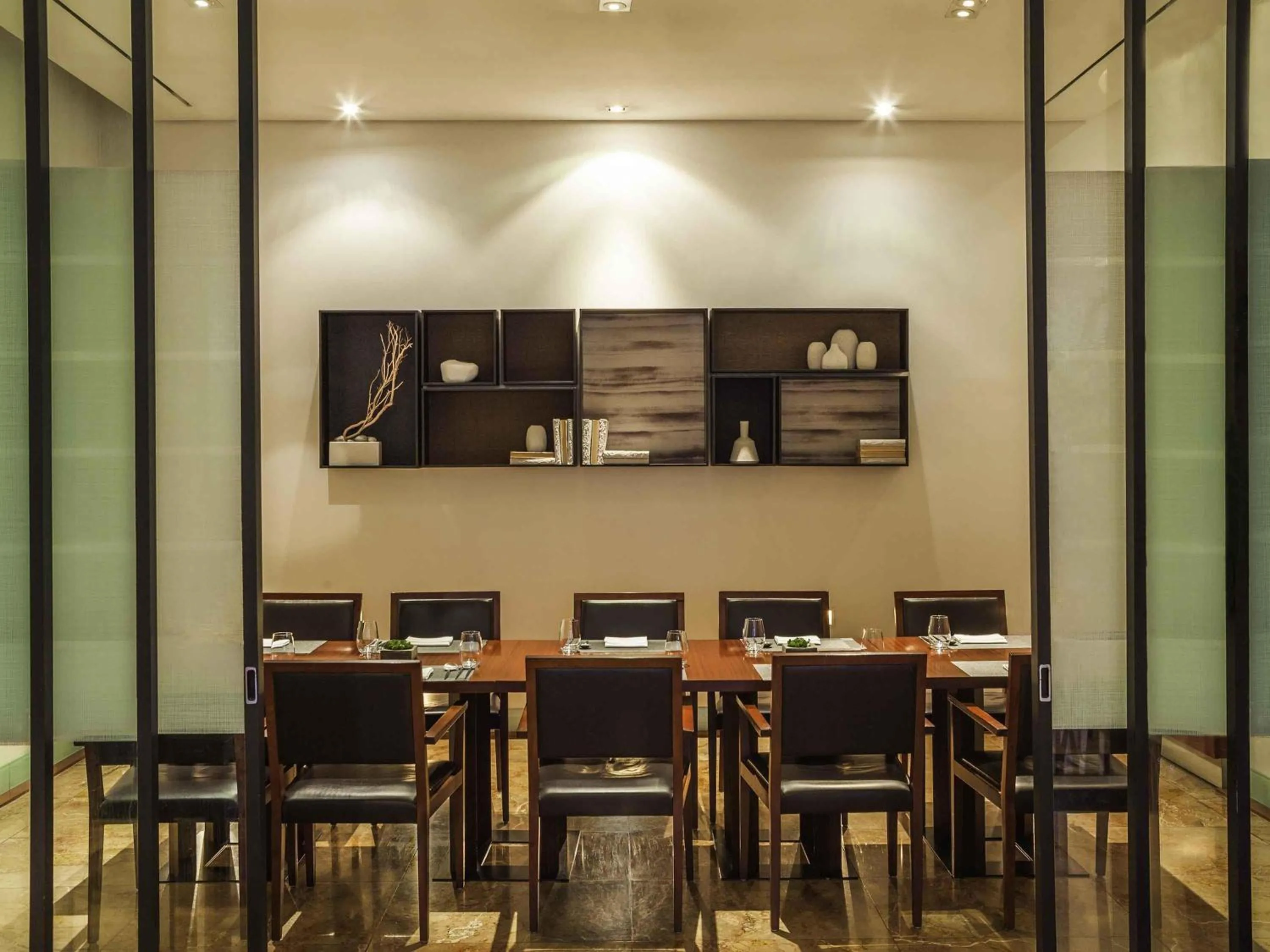 Restaurant/places to eat in Novotel Ambassador Seoul Gangnam