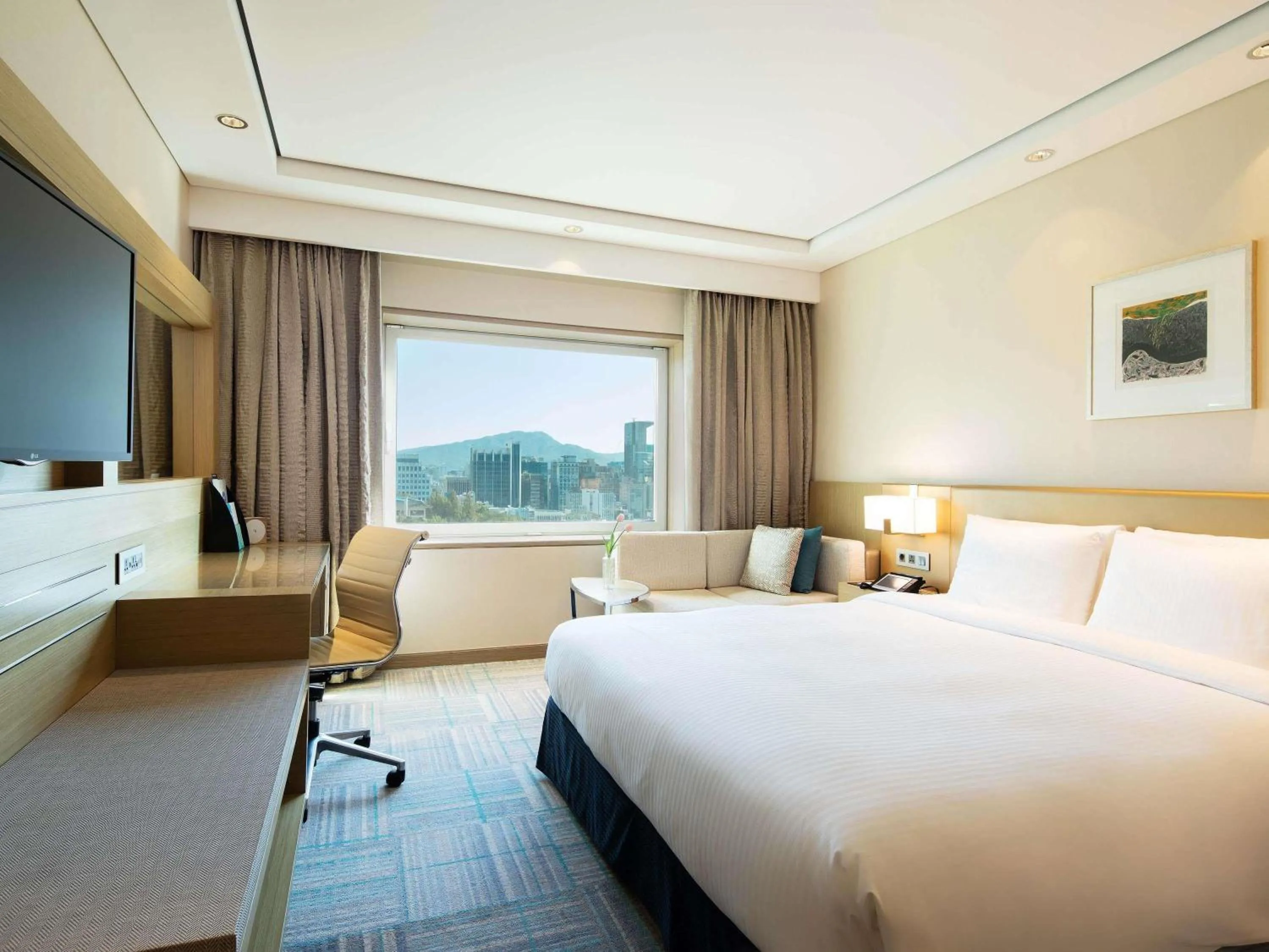 Bedroom, Bed in Novotel Ambassador Seoul Gangnam