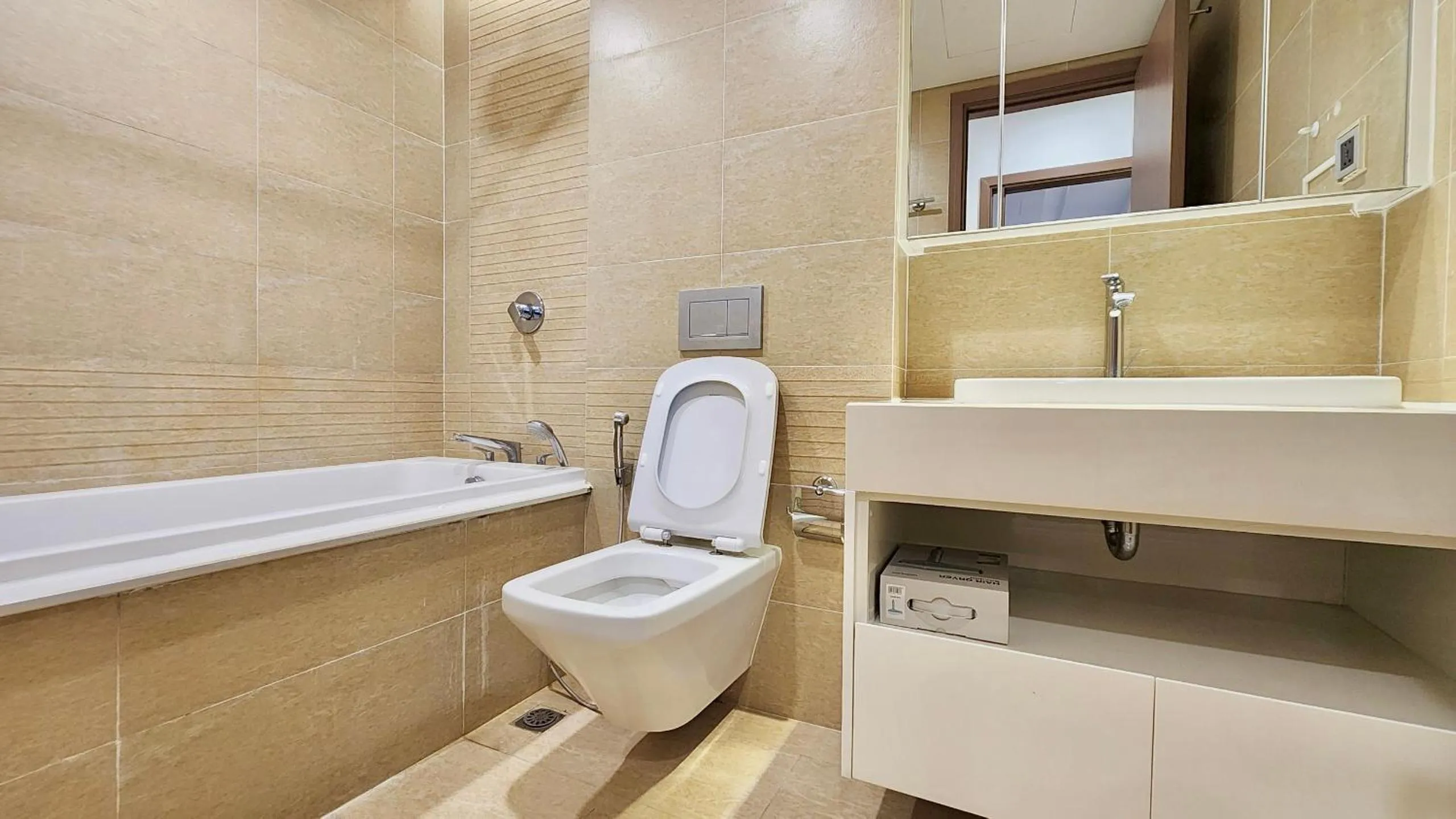 Shower in Vinhomes Metropolis Residence