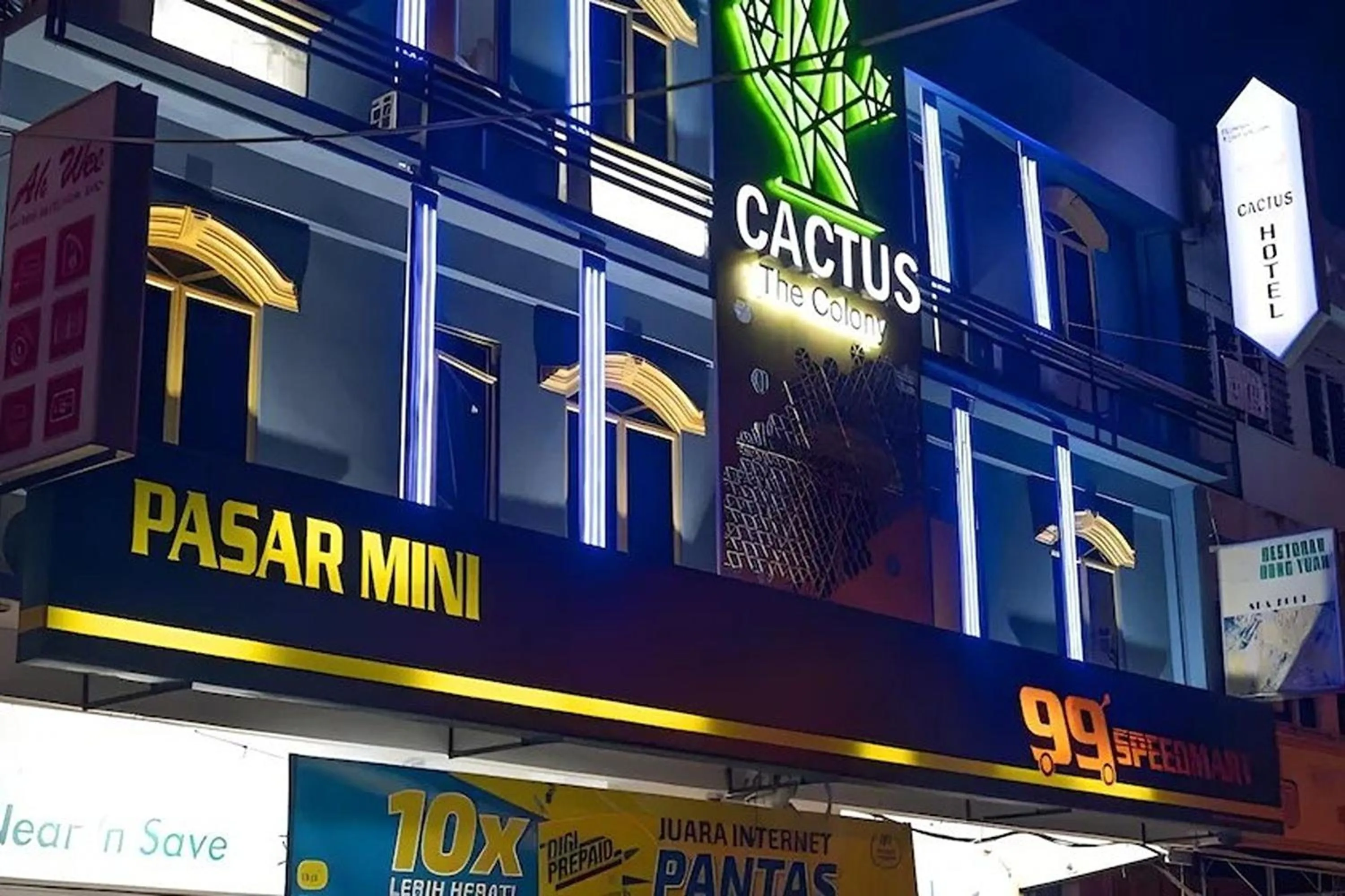 Logo/Certificate/Sign in The Colony by Cactus Hotel Johor Jaya