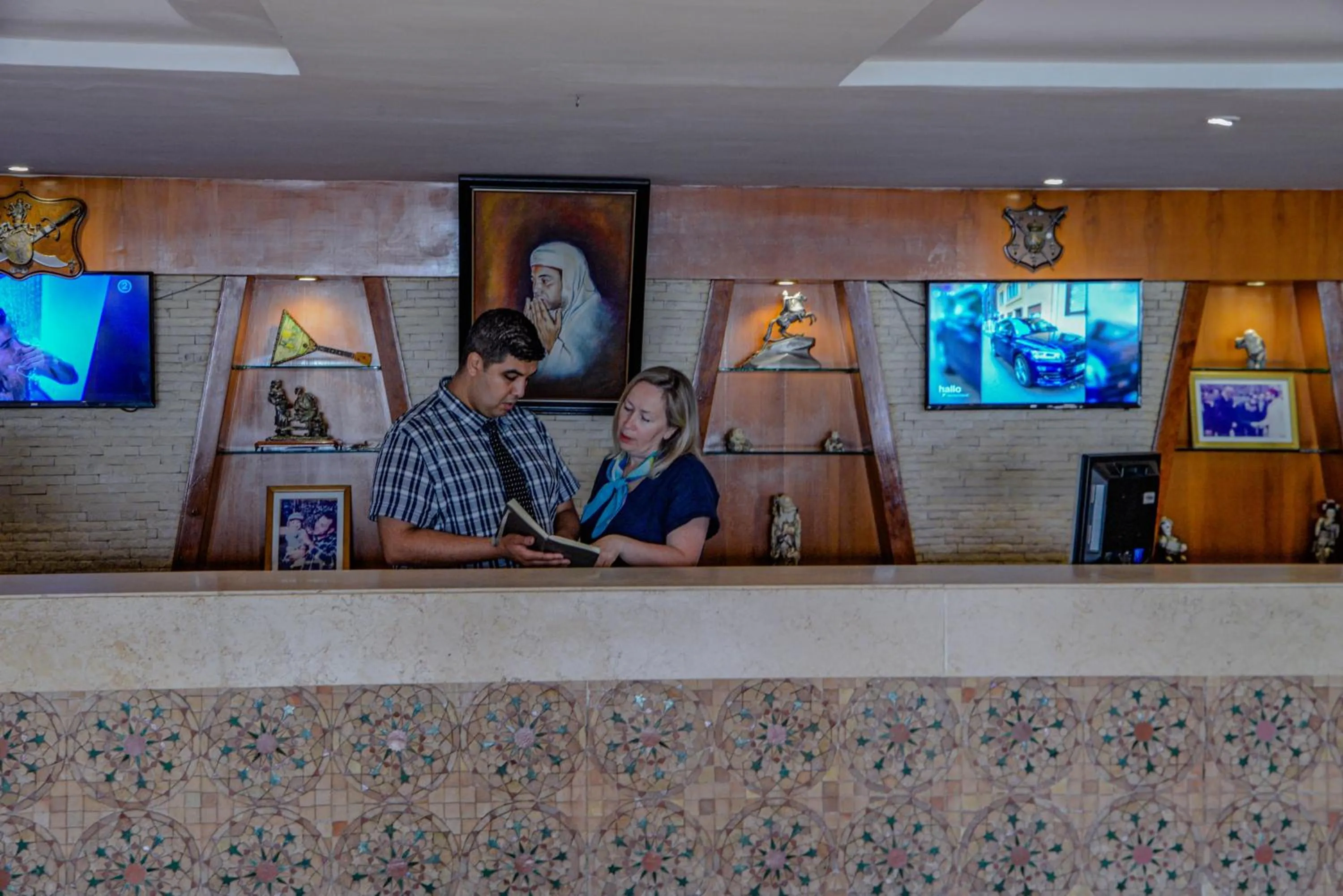 Lobby or reception in Intouriste Hôtel & Suites