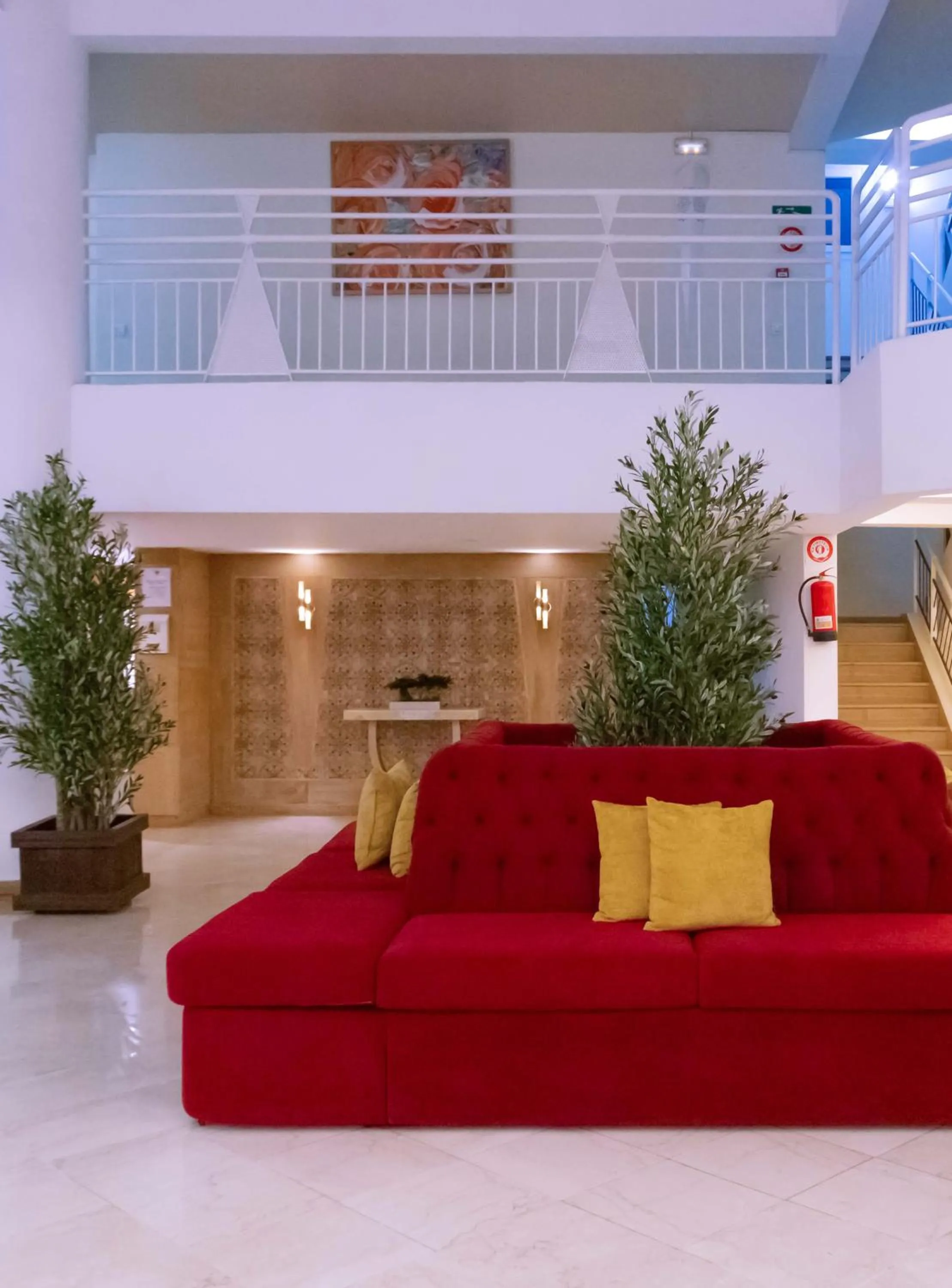 Lobby or reception in Intouriste Hôtel & Suites