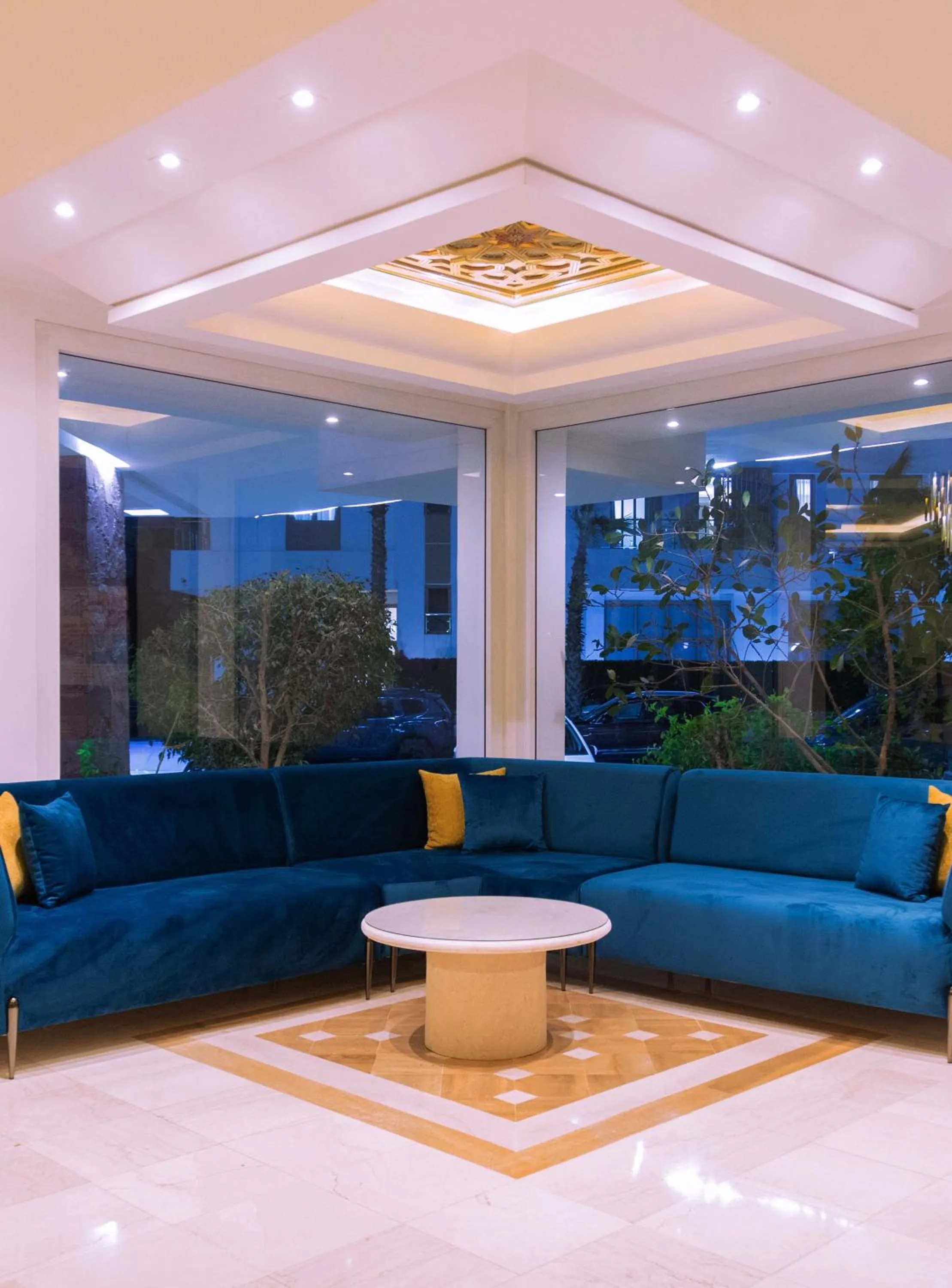 Lobby or reception in Intouriste Hôtel & Suites