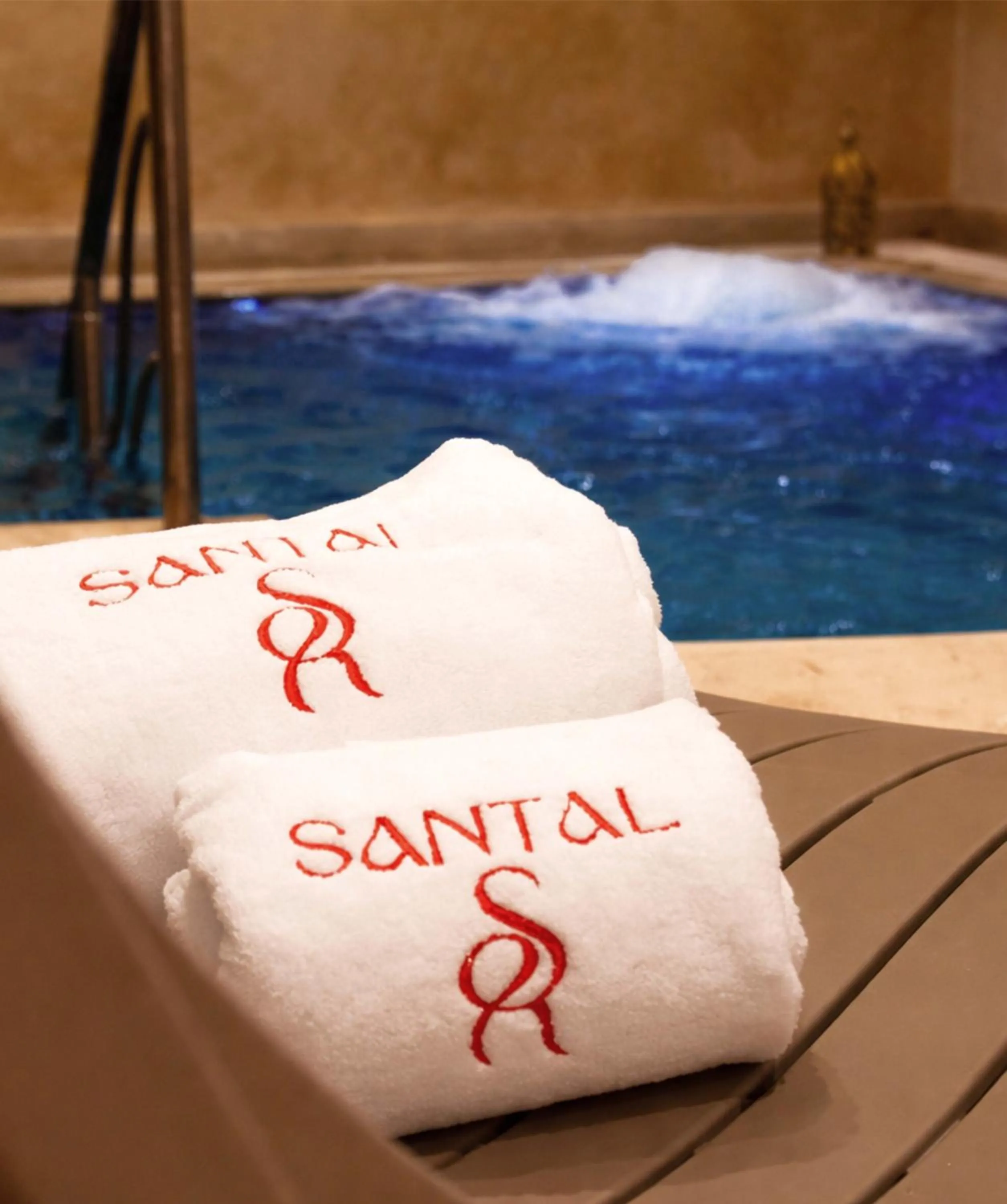 Spa and wellness centre/facilities in Intouriste Hôtel & Suites