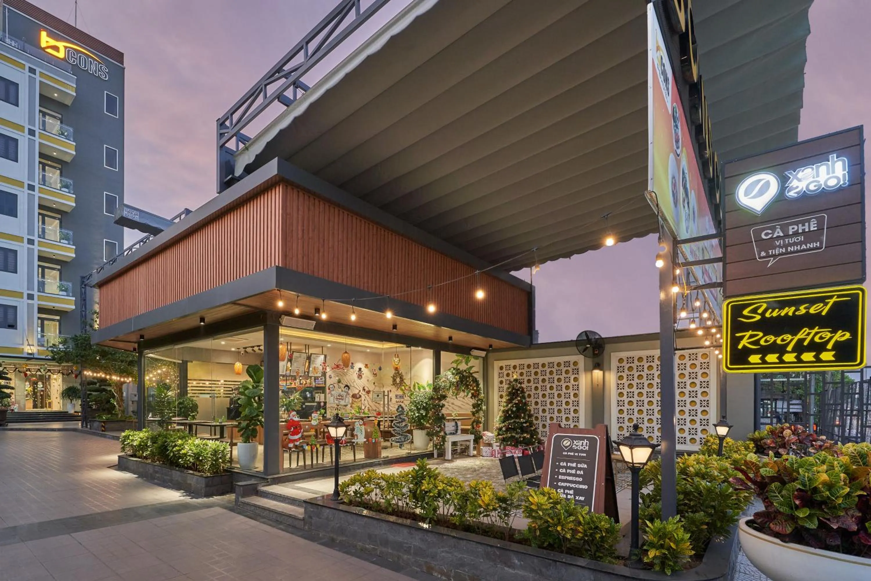 Restaurant/places to eat in Bcons PS Hotel and Apartment- Newly Opened Hotel