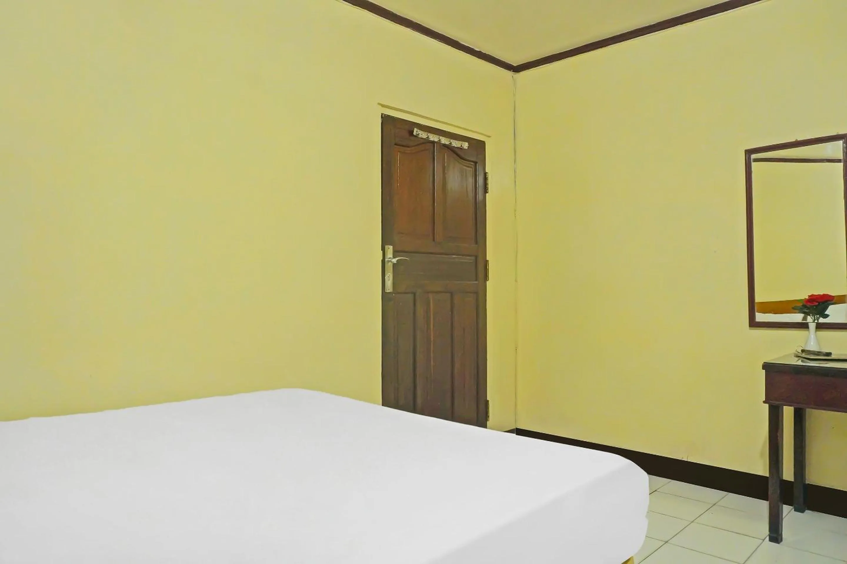 Bedroom, Bed in Hotel O Azeela Kost Syariah