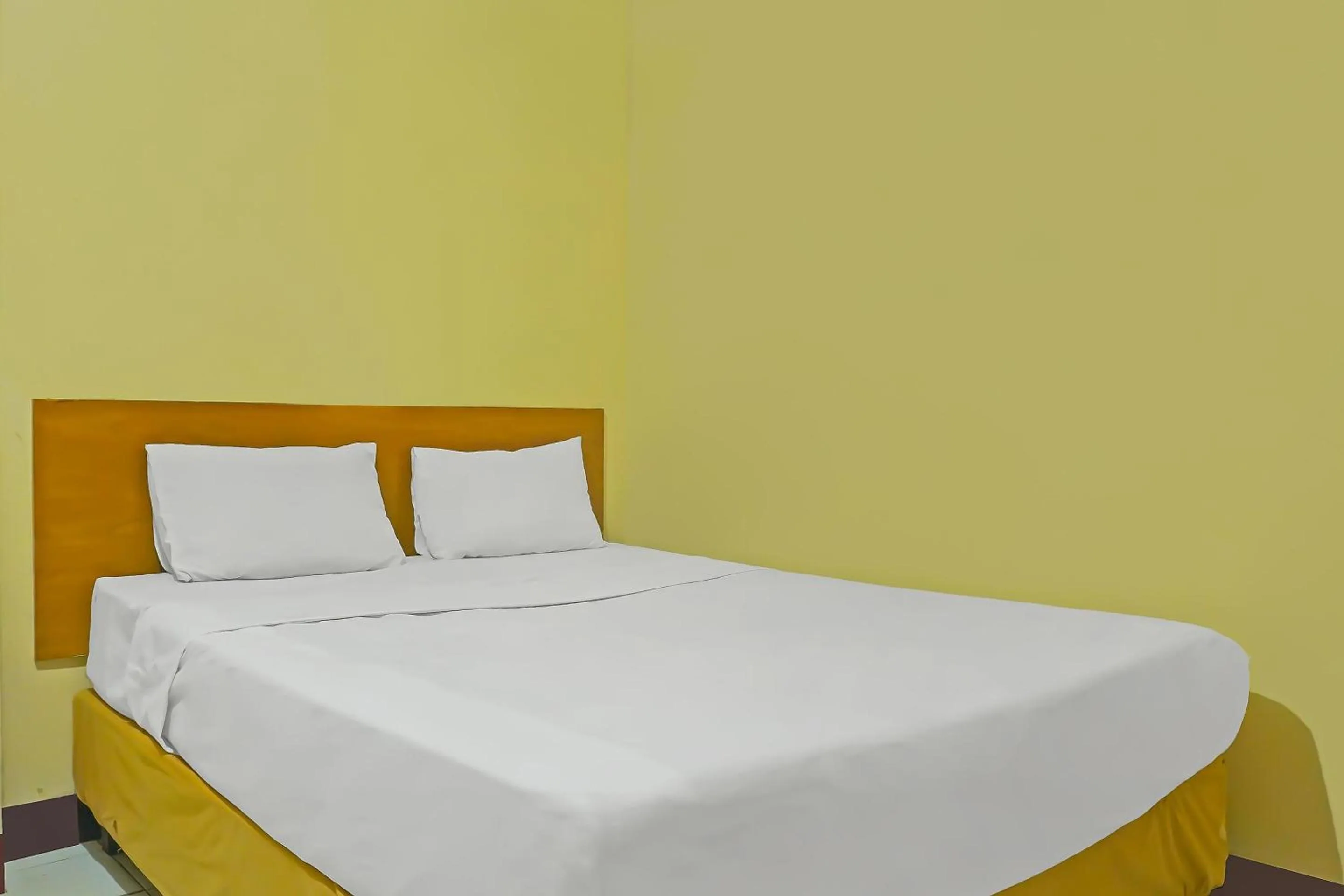 Bedroom, Bed in Hotel O Azeela Kost Syariah