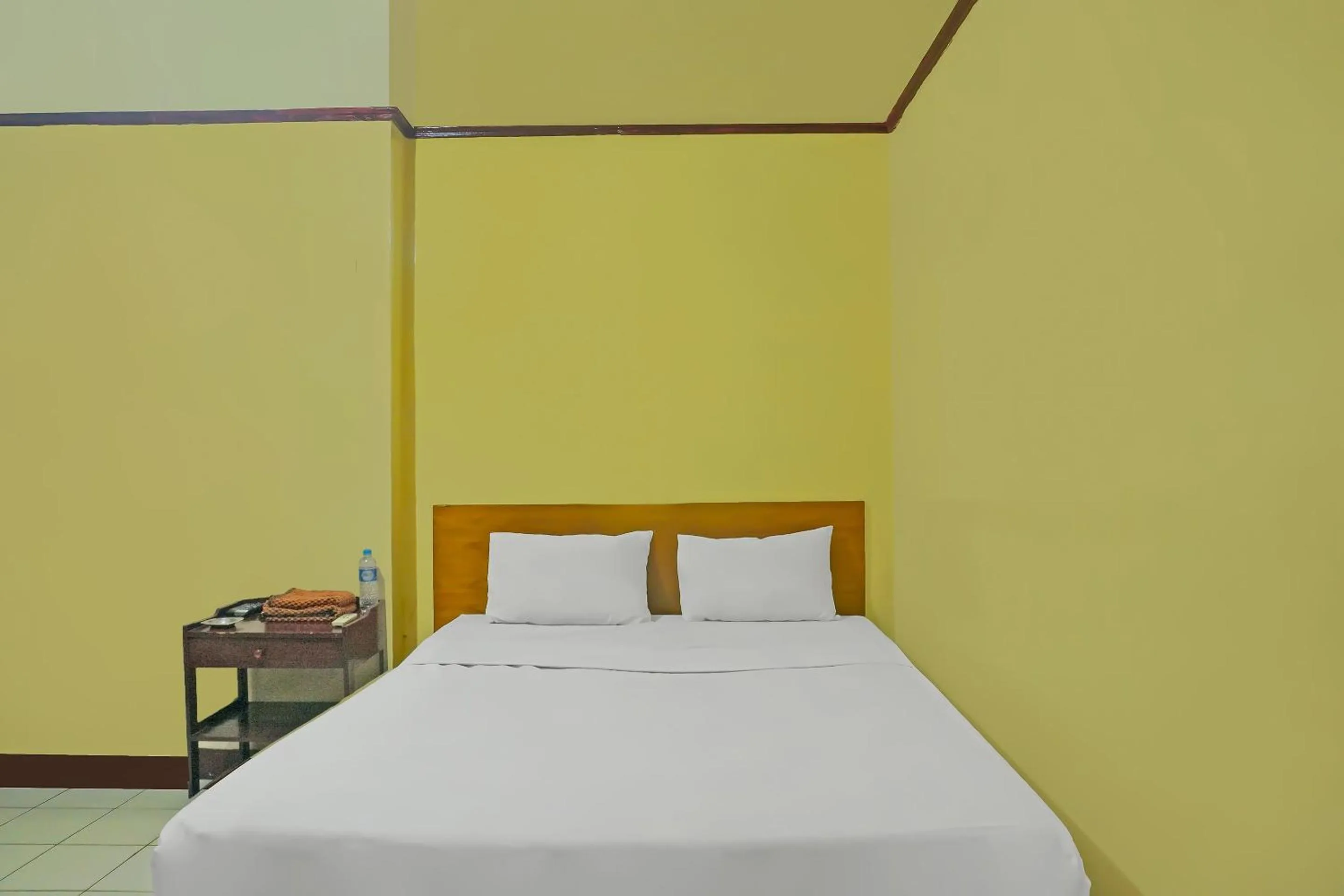 Bedroom, Bed in SPOT ON 92466 Adam Kost Syariah