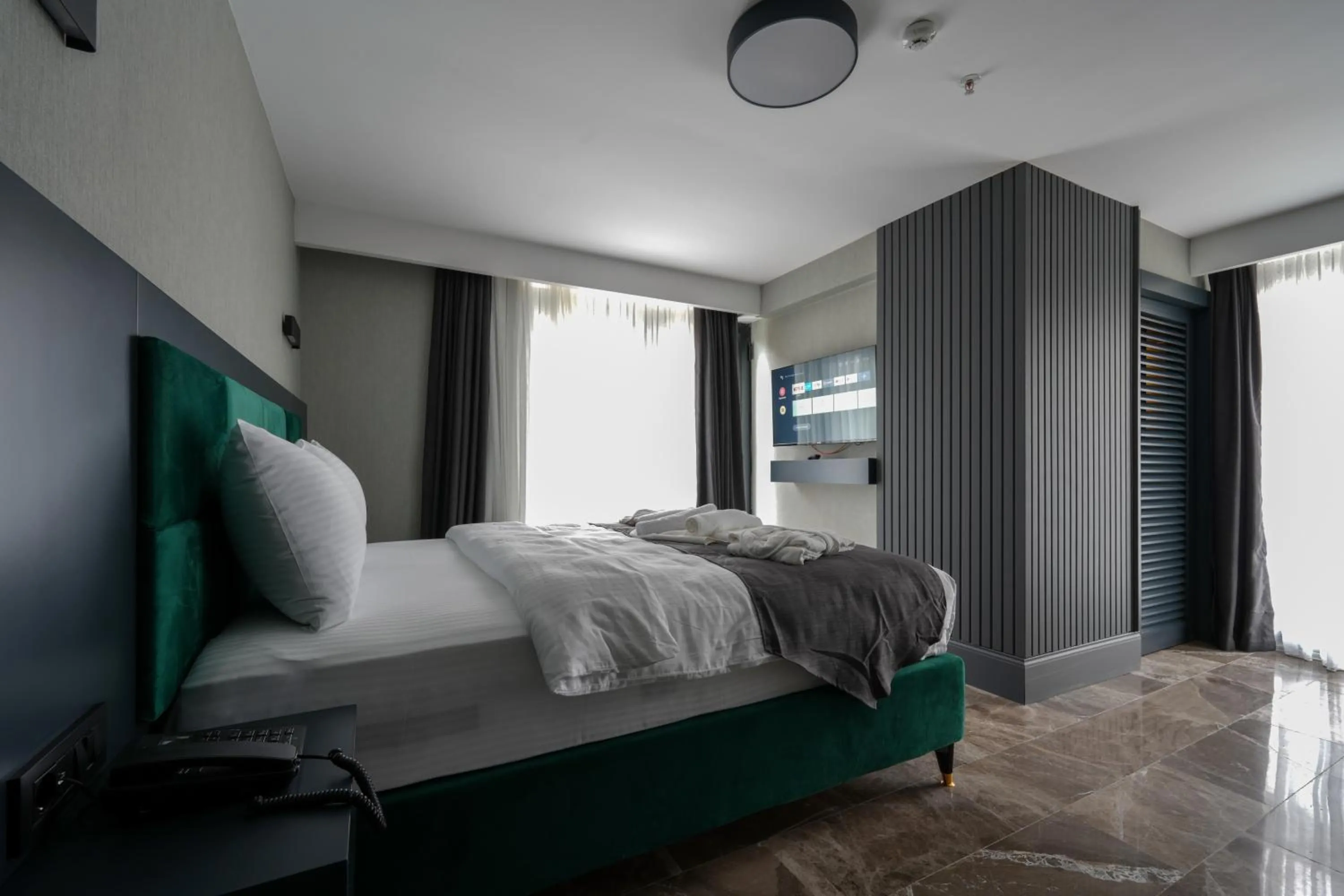 Bed in Hotel Kurucesme Business