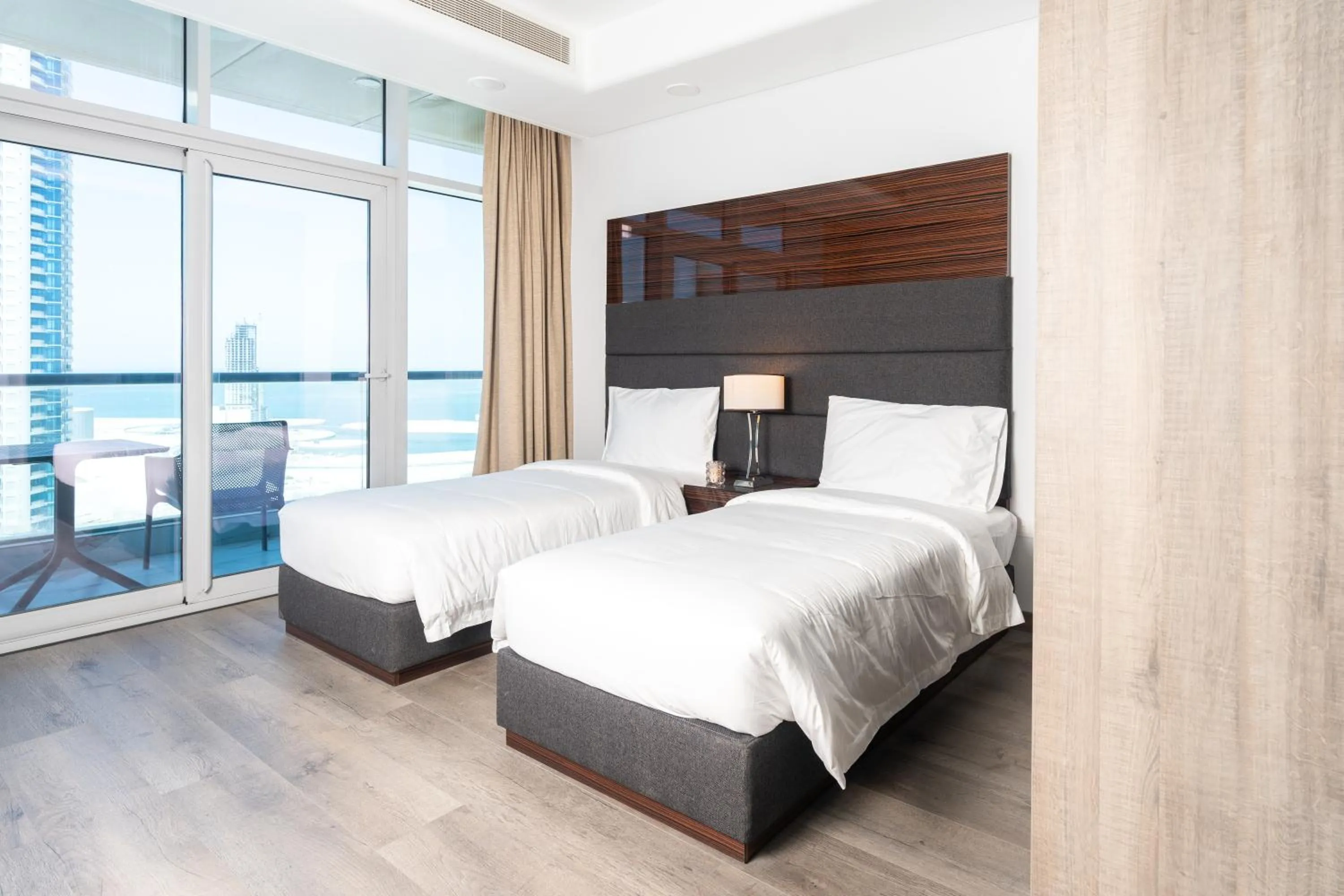 Bedroom, Bed in S Plaza Suites Hotel