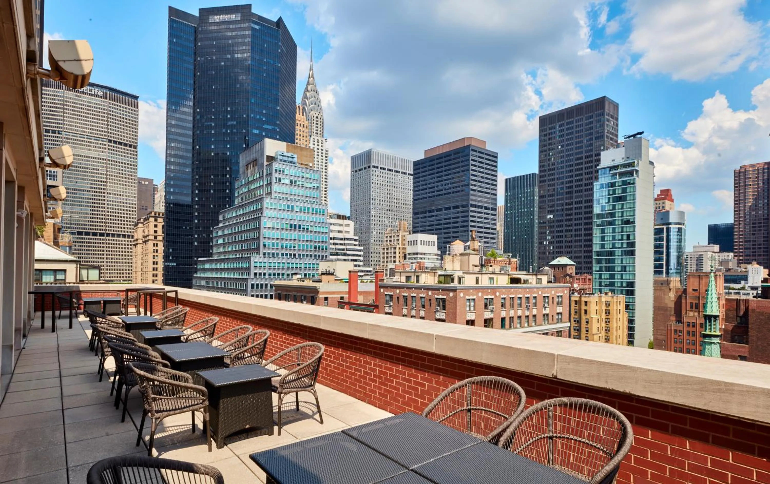 Lounge or bar in The Prince Kitano New York