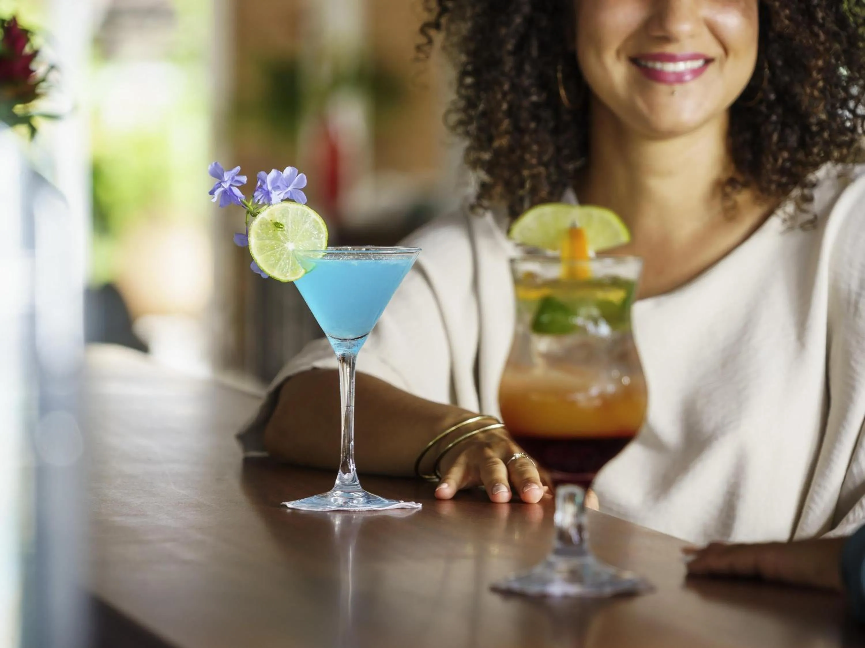 Lounge or bar in Hotel Mercure Kourou Ariatel