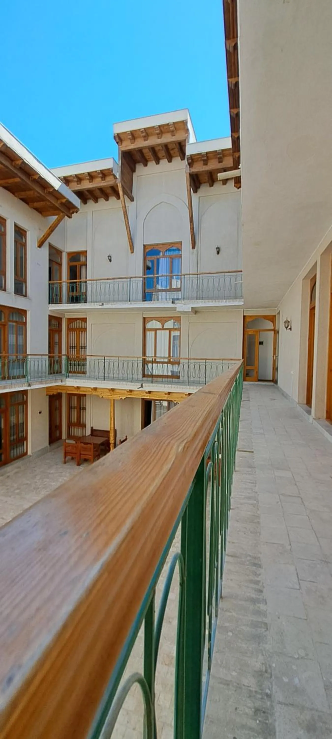 Inner courtyard view in Hotel Ansi Boutique W&S terrace