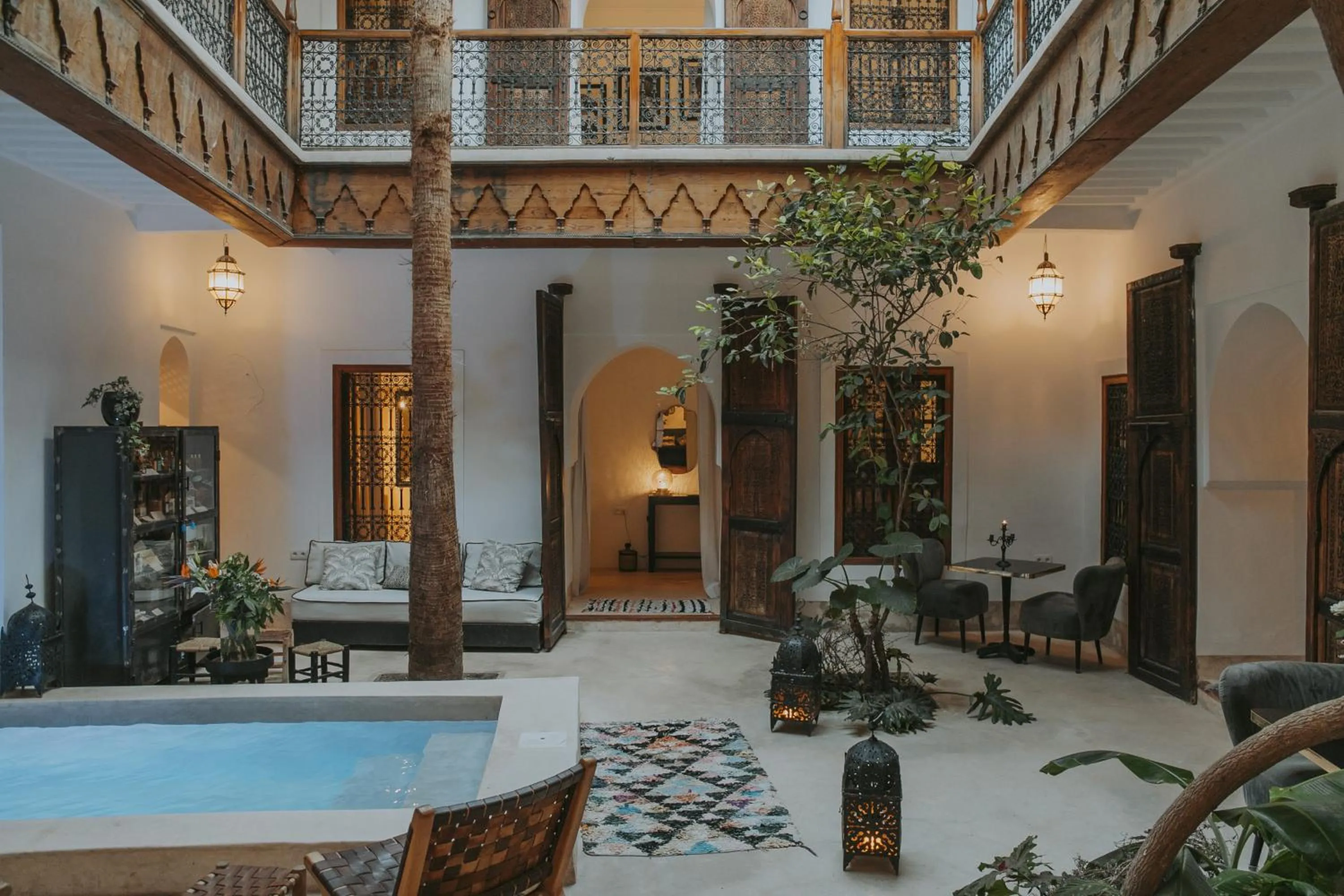 Property building in Riad Djebel