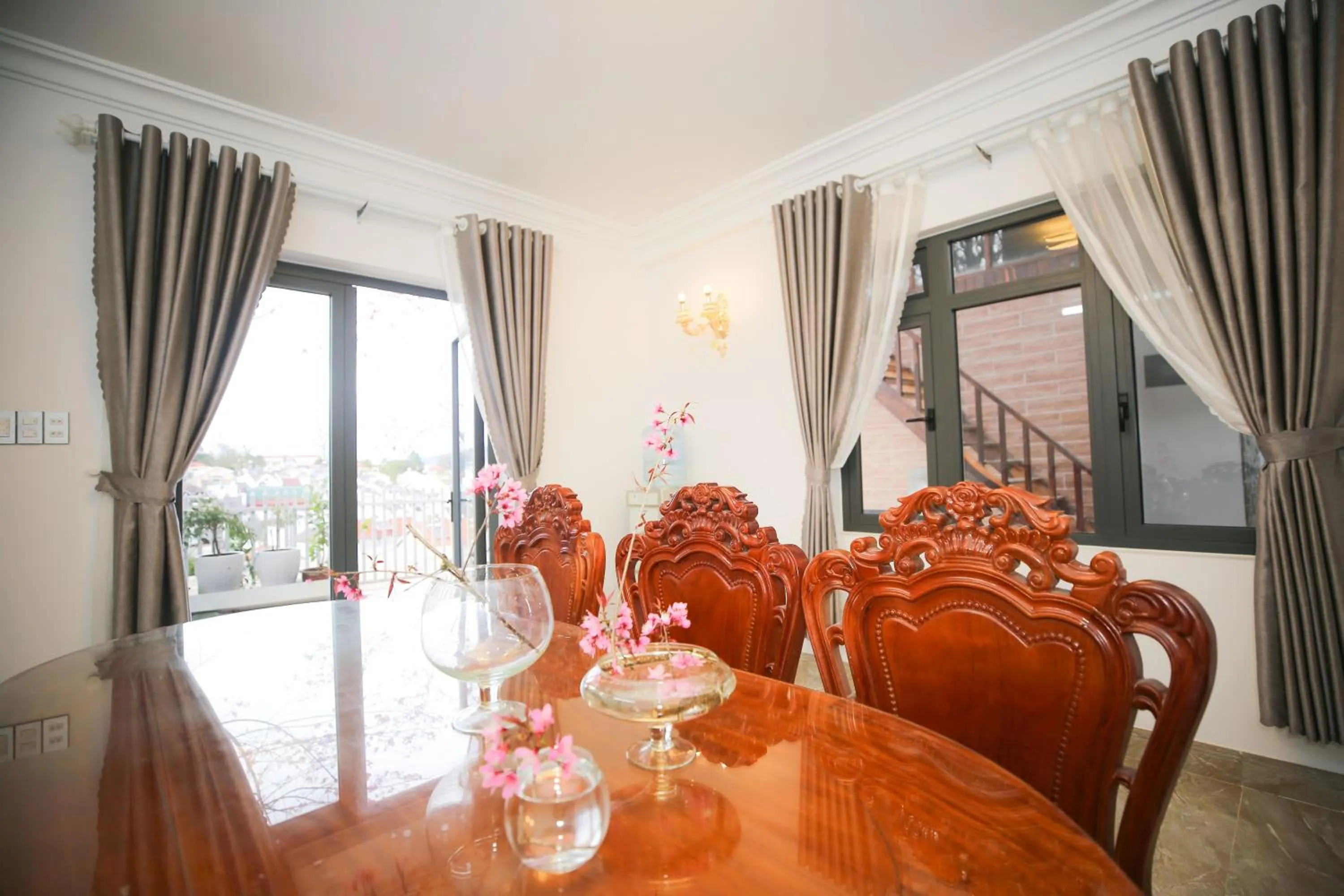 Living room in Ngọc Đông Phương Villa Home