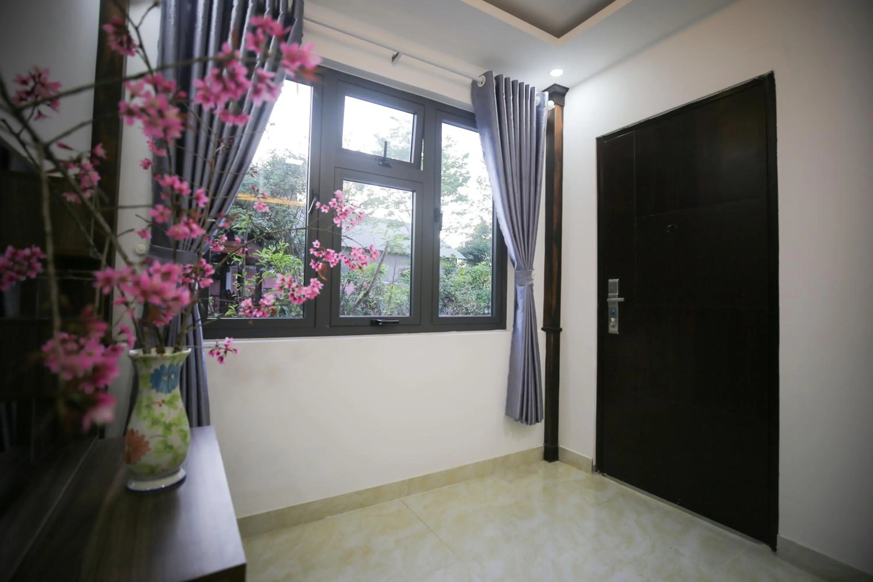 Garden view in Ngọc Đông Phương Villa Home