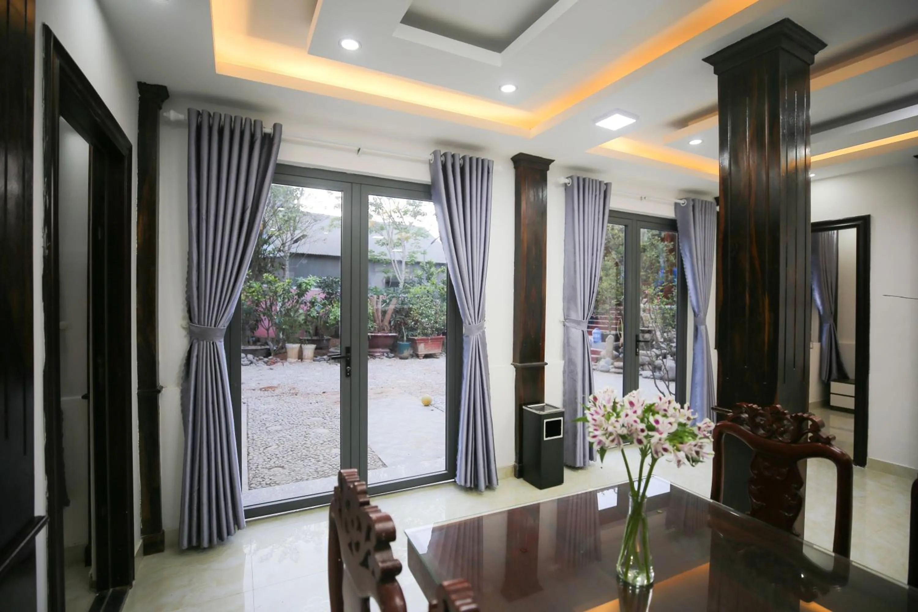Living room in Ngọc Đông Phương Villa Home