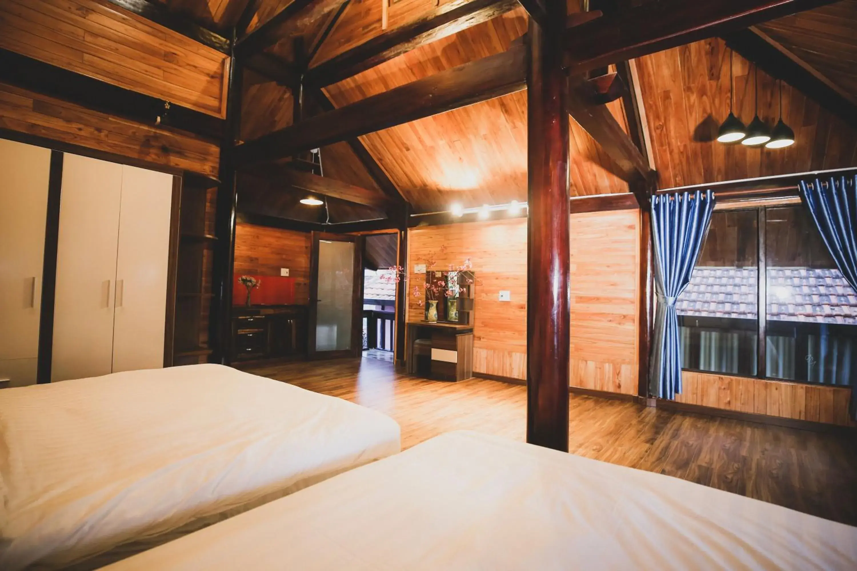 Family Studio in Ngọc Đông Phương Villa Home Family Studio in Ngọc Đông Phương Villa Home