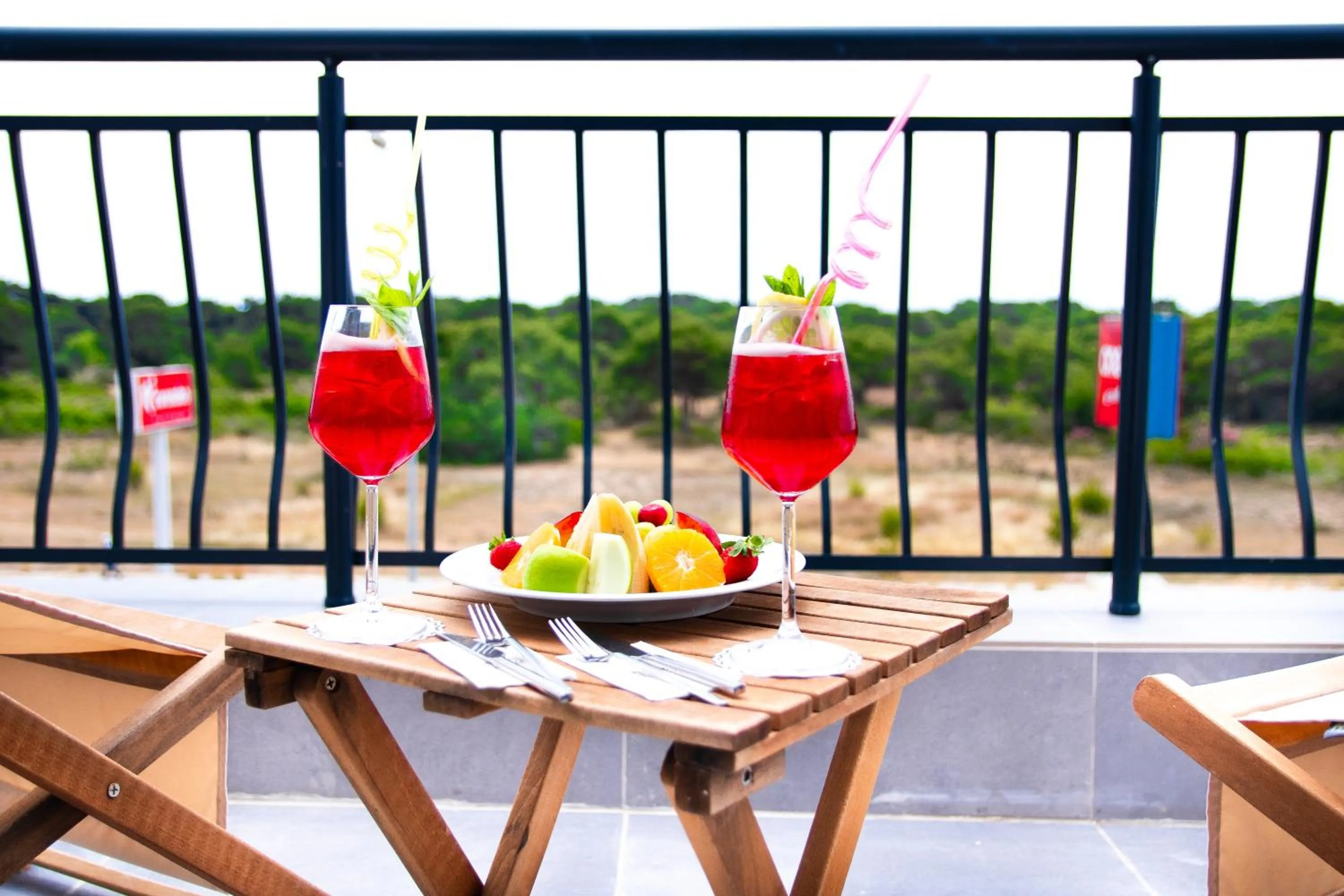 Drinks in Echinus Lara Hotel