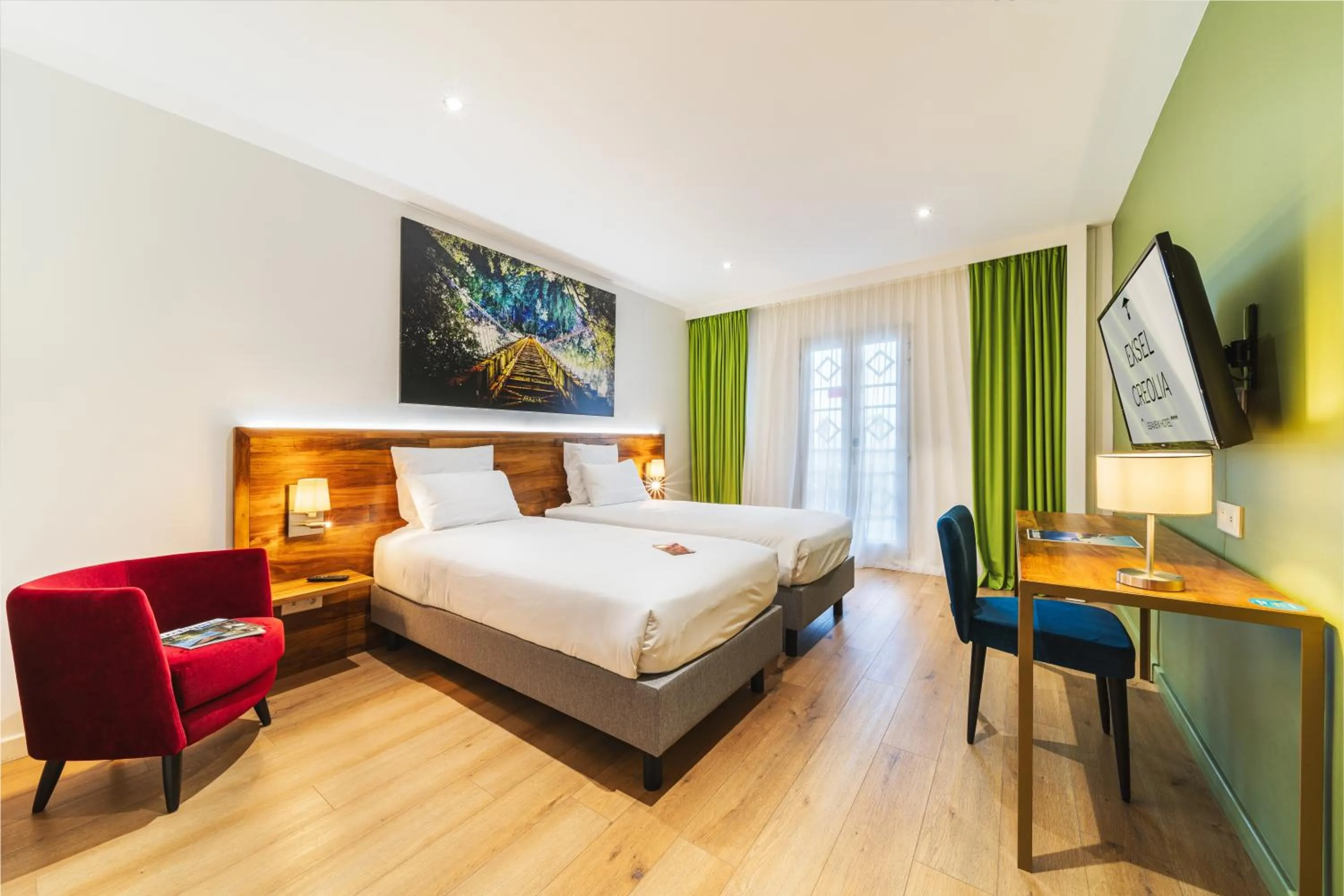 Bedroom, Bed in Hôtel Exsel Créolia