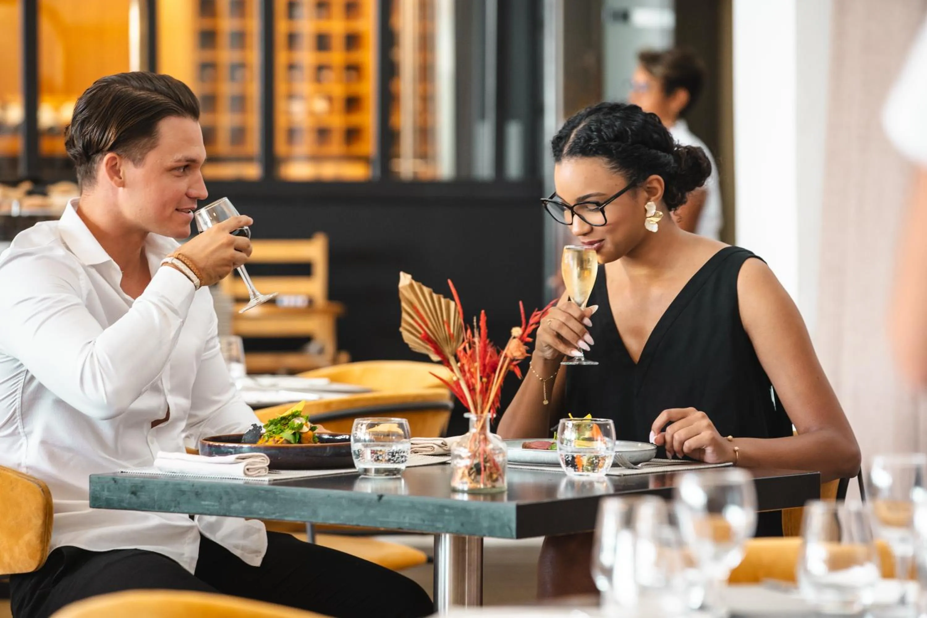 Restaurant/places to eat in Hôtel Exsel Créolia