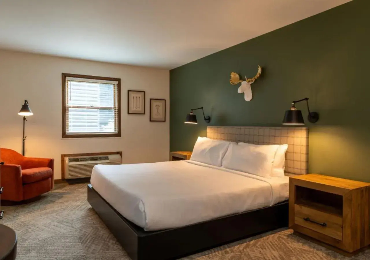 Single Room - Disability Access in Lodge at Schroon Lake Single Room - Disability Access in Lodge at Schroon Lake