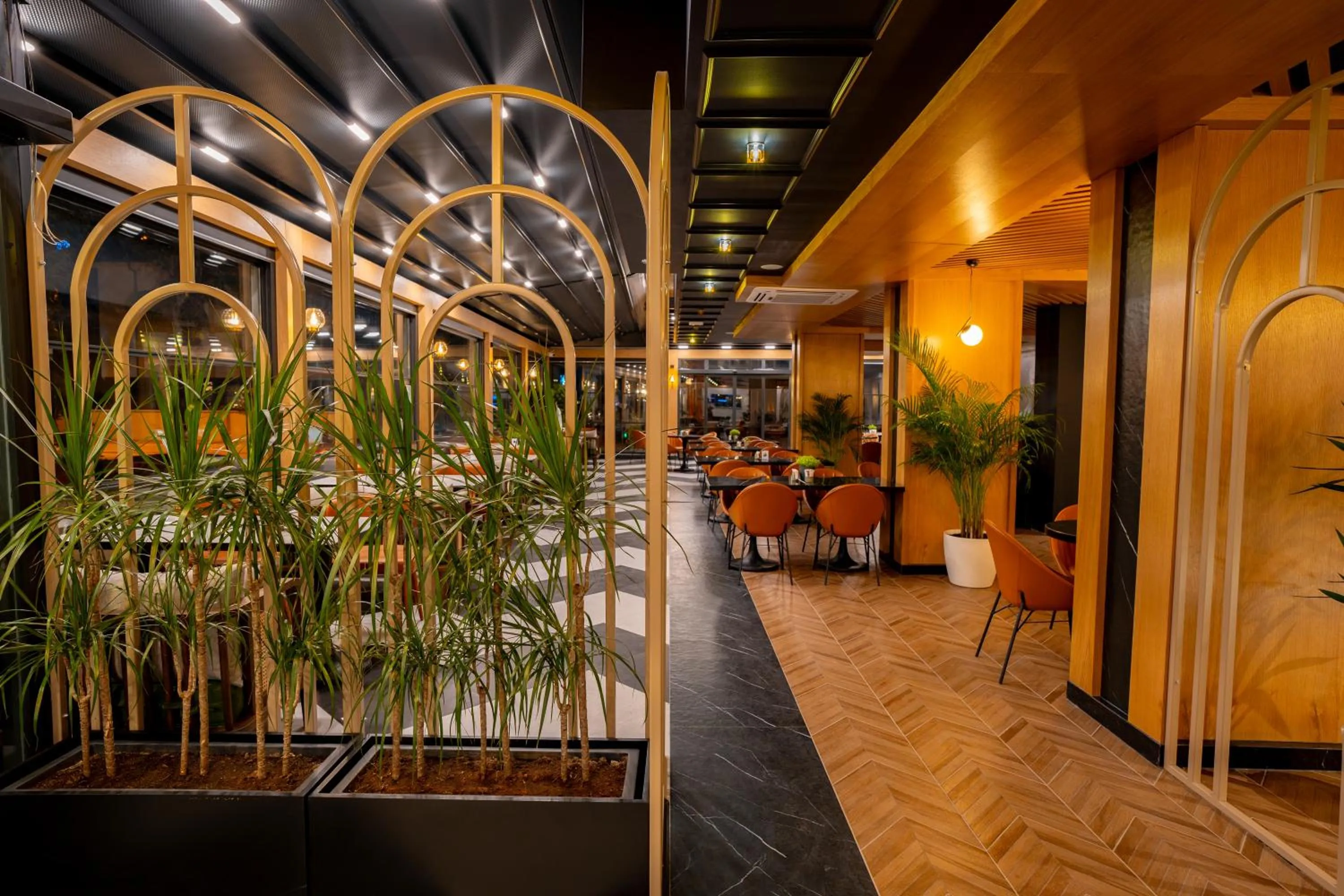 Restaurant/places to eat in Perast City Hotel