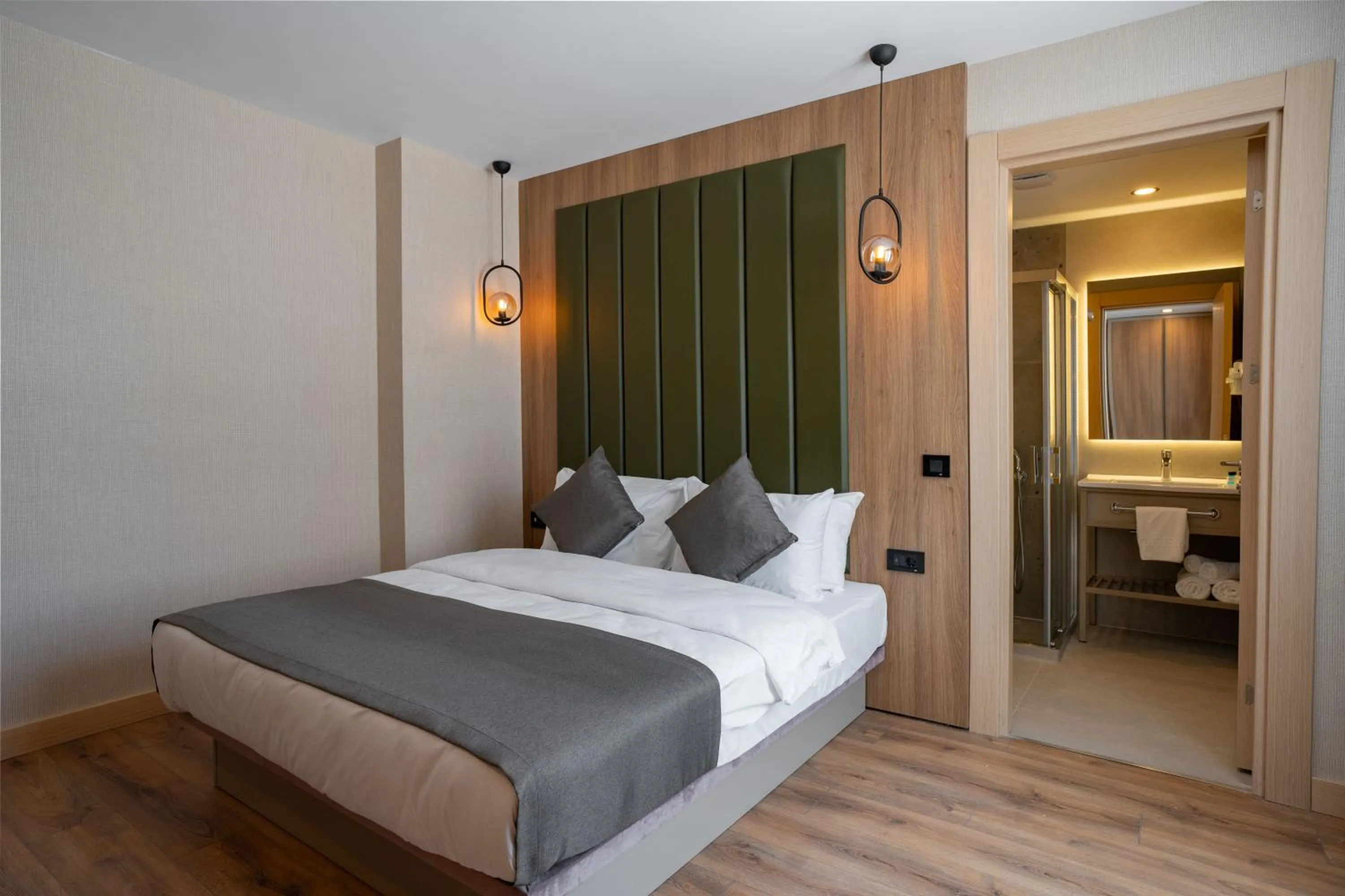 Photo of the whole room, Bed in Perast City Hotel