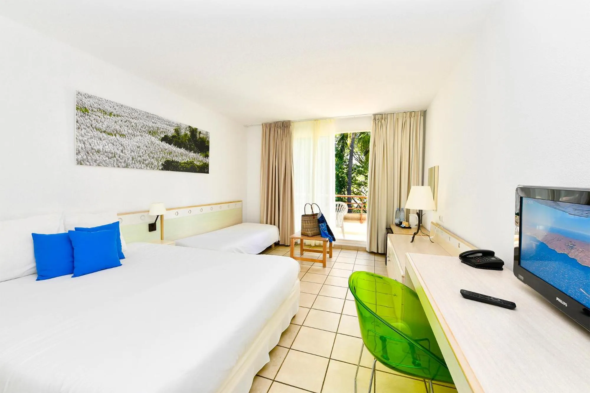 Bedroom, Bed in Relais de l’Hermitage Saint-Gilles