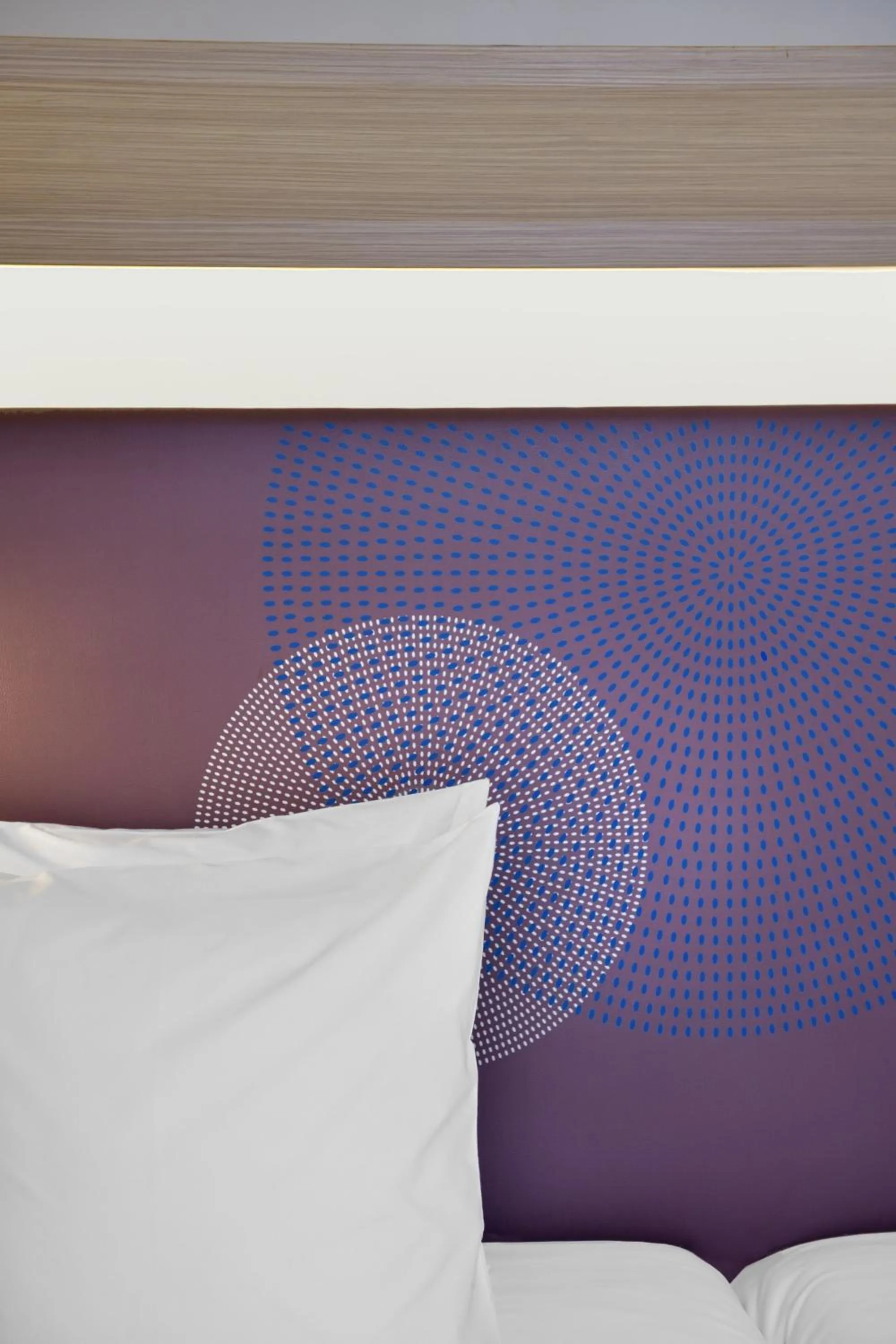 Bed in Novotel Dakar