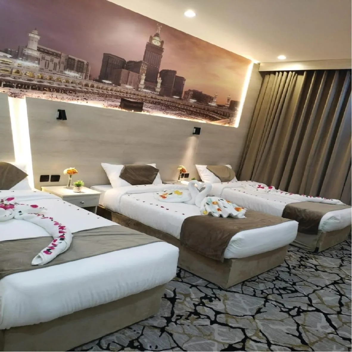 Bed in فندق اسكنت الحفاير - Askant Al Hafayer Hotel