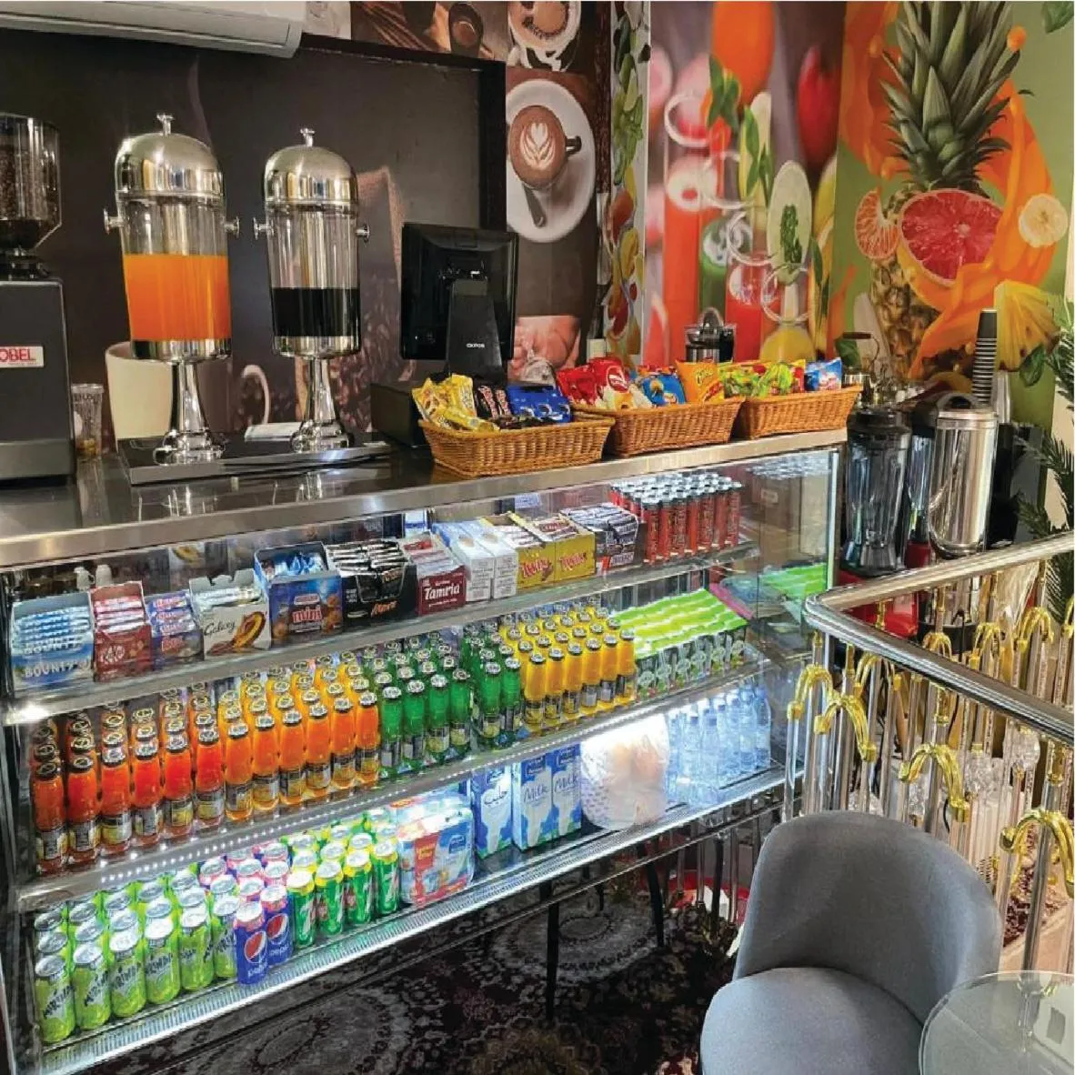 Restaurant/places to eat in فندق اسكنت الحفاير - Askant Al Hafayer Hotel