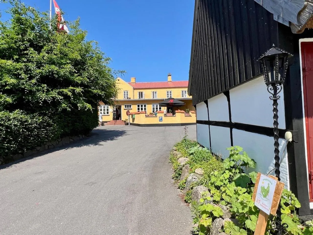 Property building in Orø Kro & Hotel