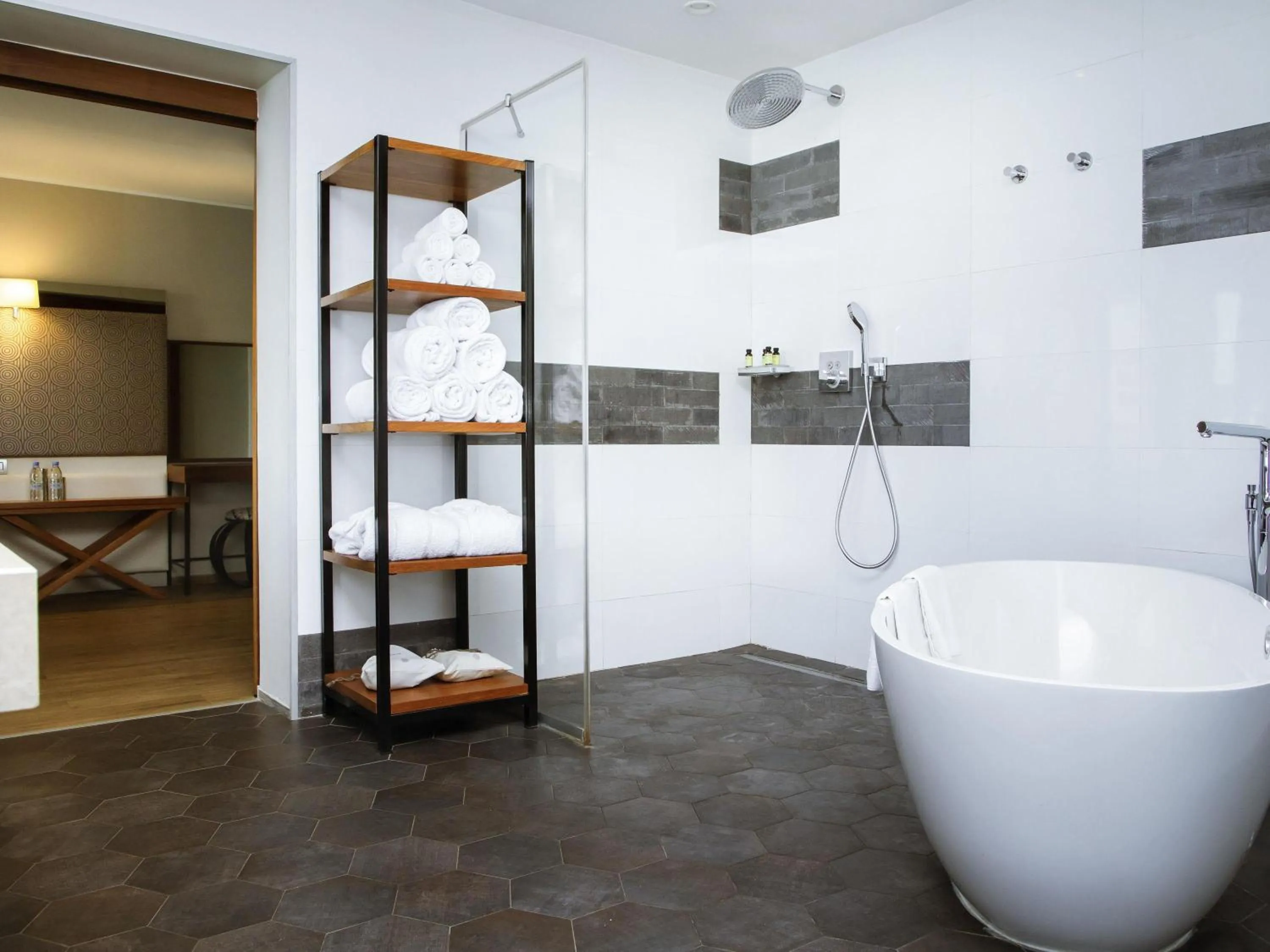 Bedroom in Pullman Dakar Teranga