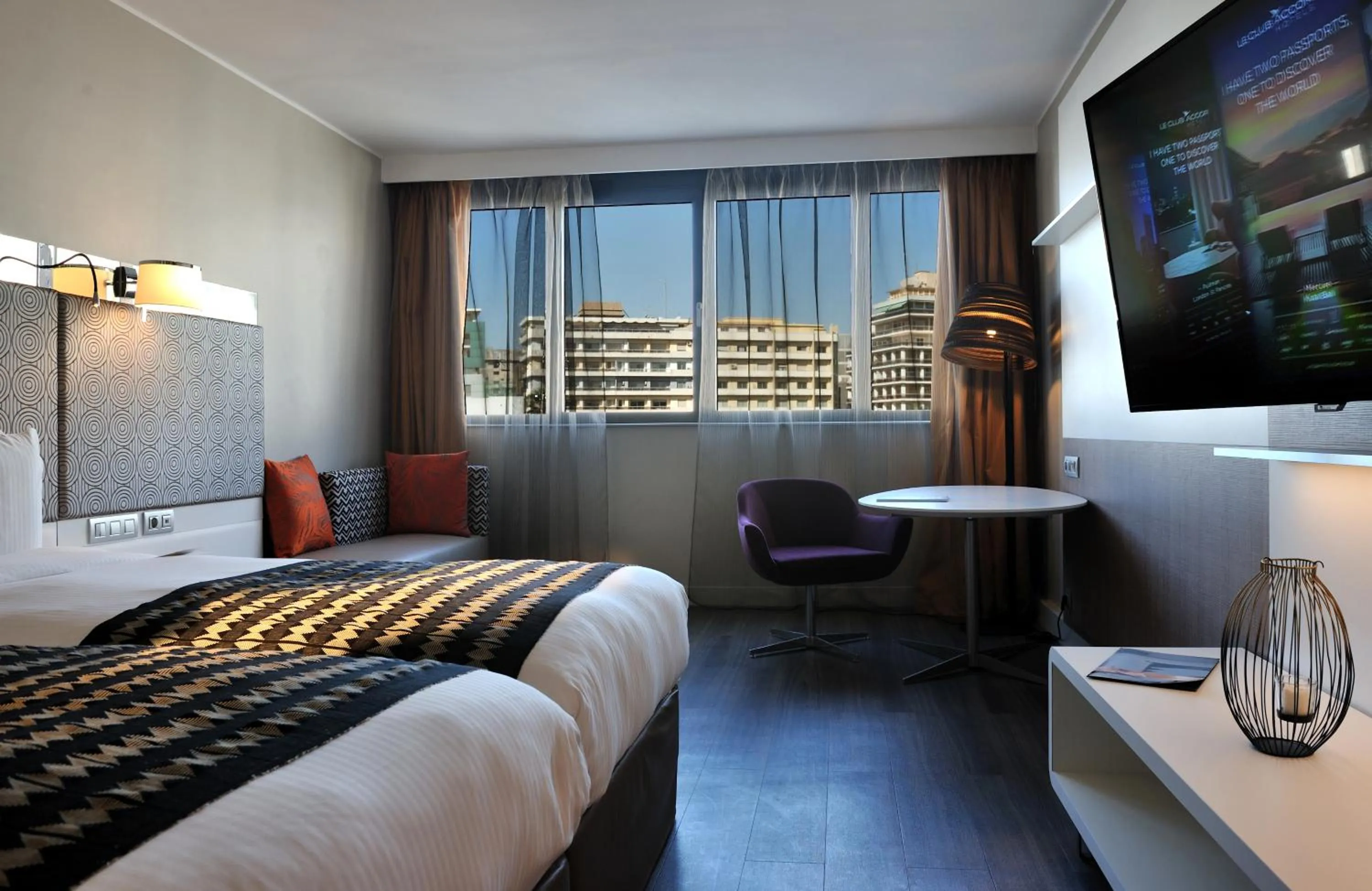 Photo of the whole room, Bed in Pullman Dakar Teranga