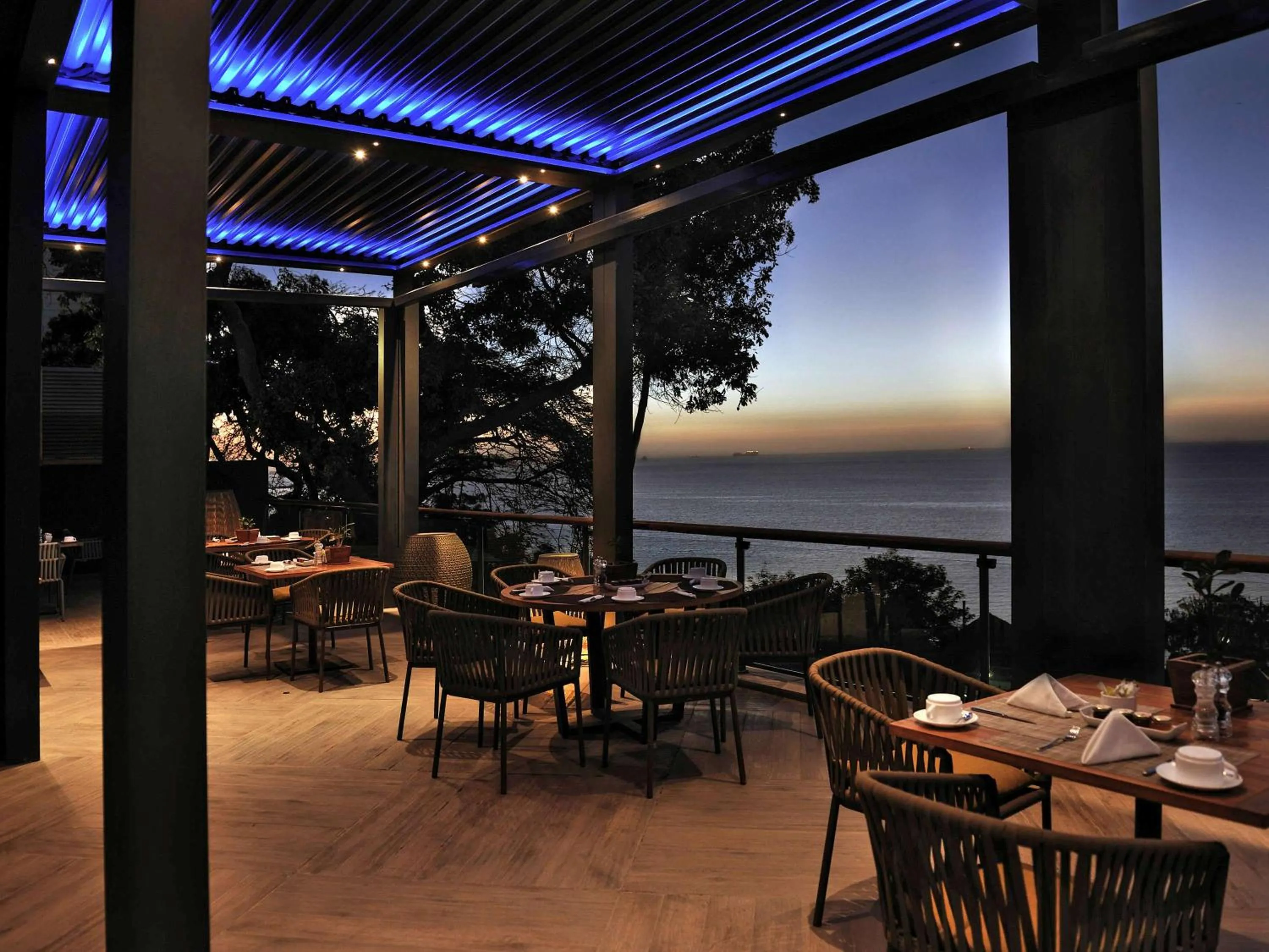 Restaurant/places to eat in Pullman Dakar Teranga